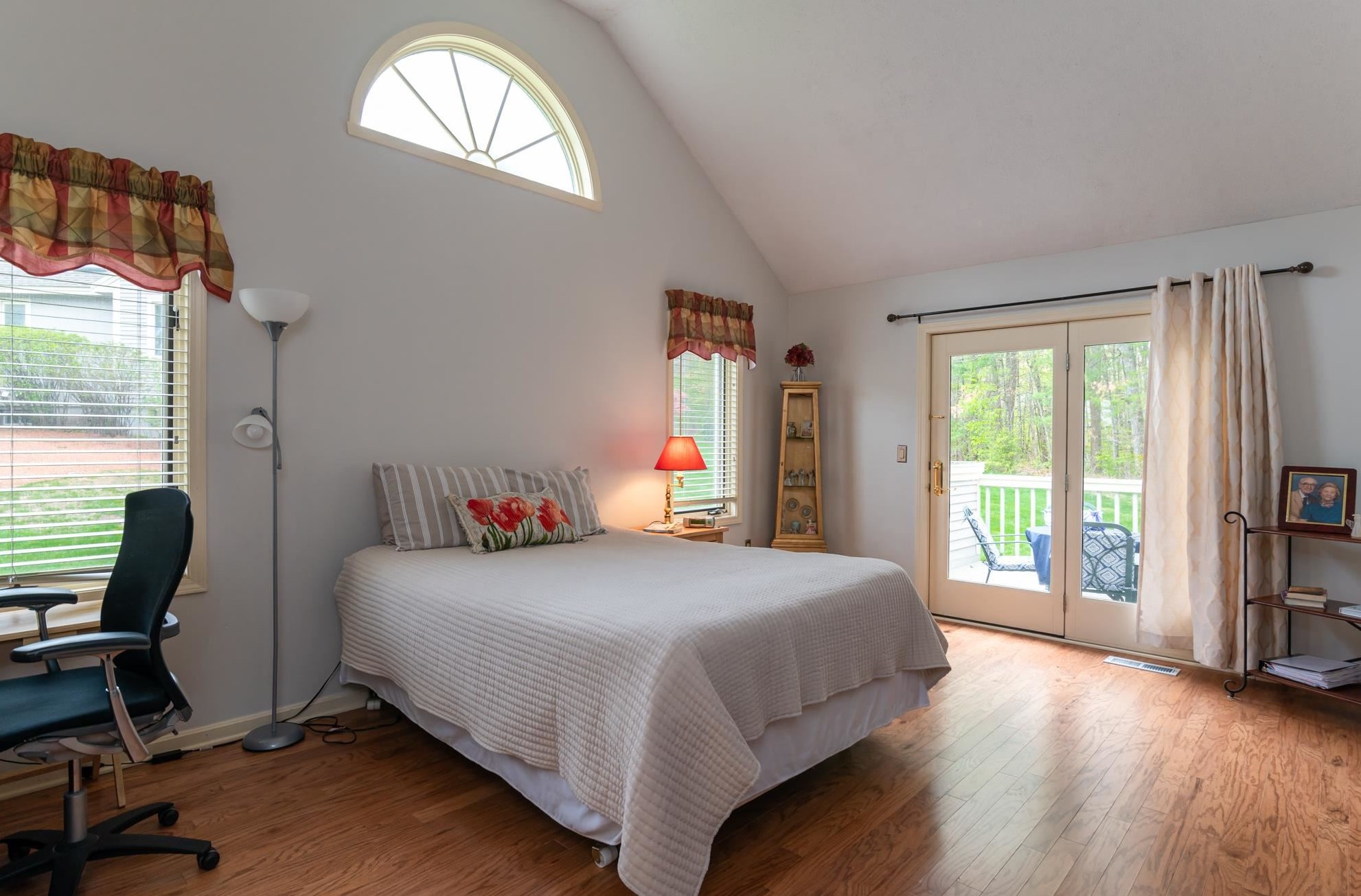 12 Wynridge Rd, Windham NH  03087-1658 exterior