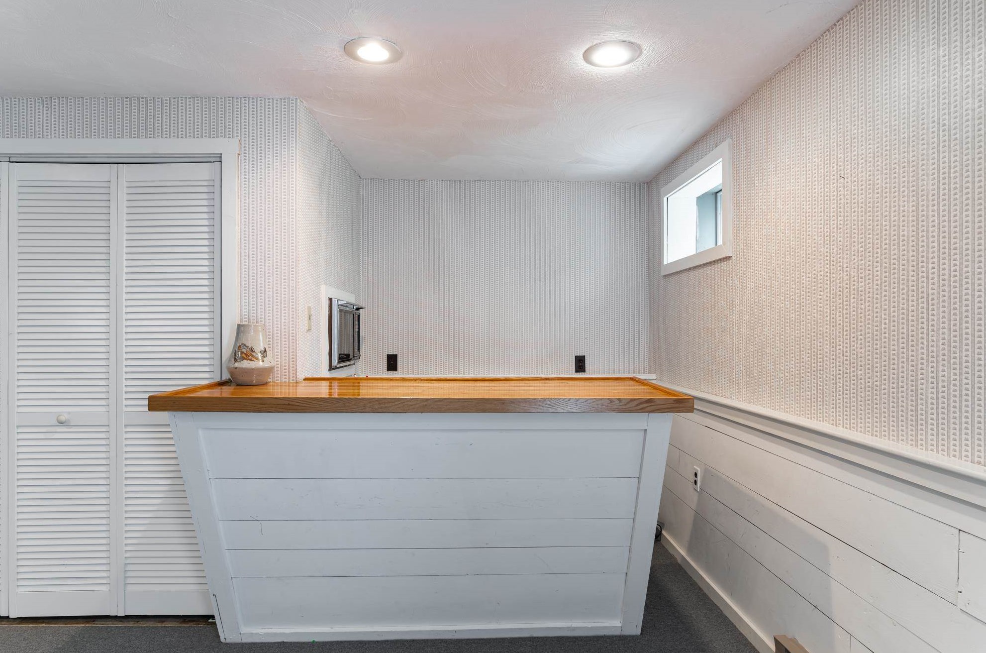 12 Wynridge Rd, Windham NH  03087-1658 exterior