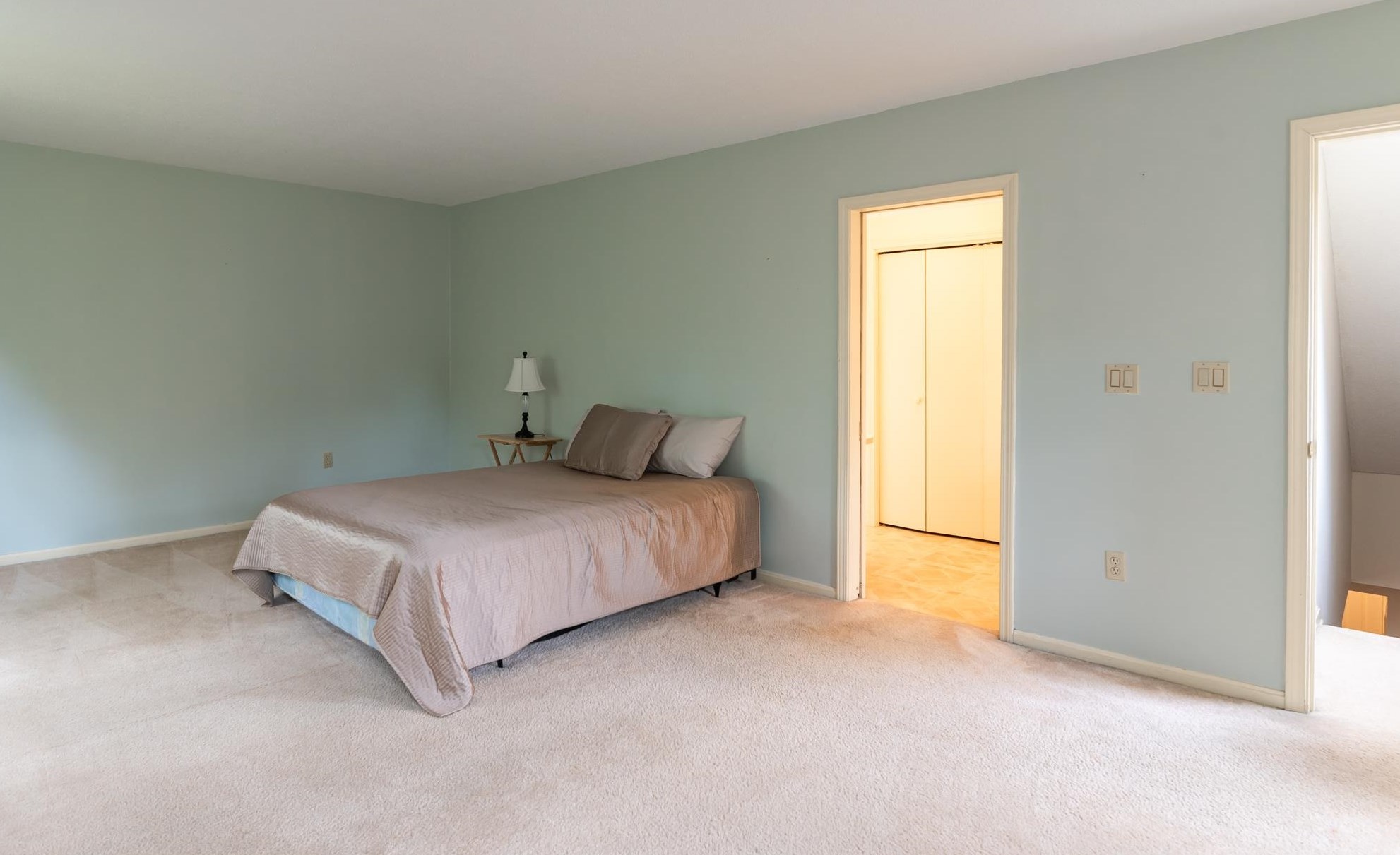 12 Wynridge Rd, Windham NH  03087-1658 exterior