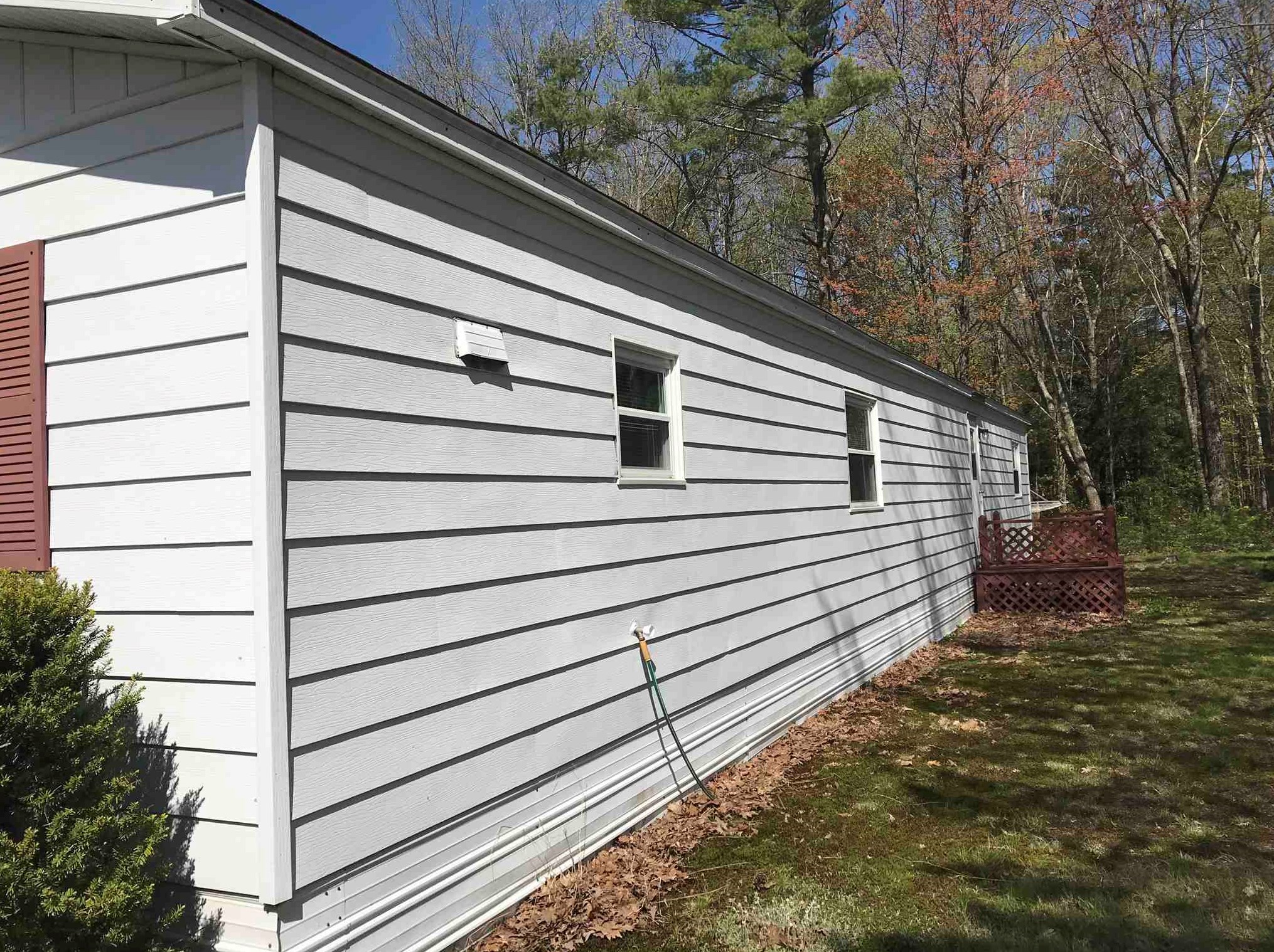 74 Trade Wind Ln, Rochester, NH 03867