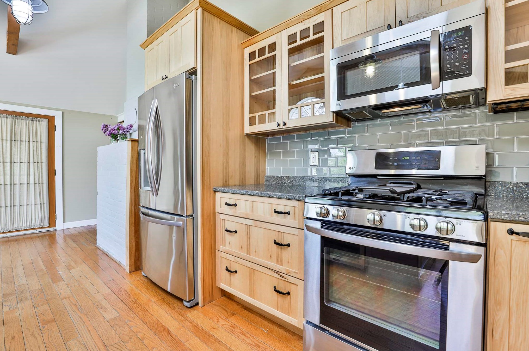 7 Fuller Ml Rd, Merrimack NH 03054-4267 exterior