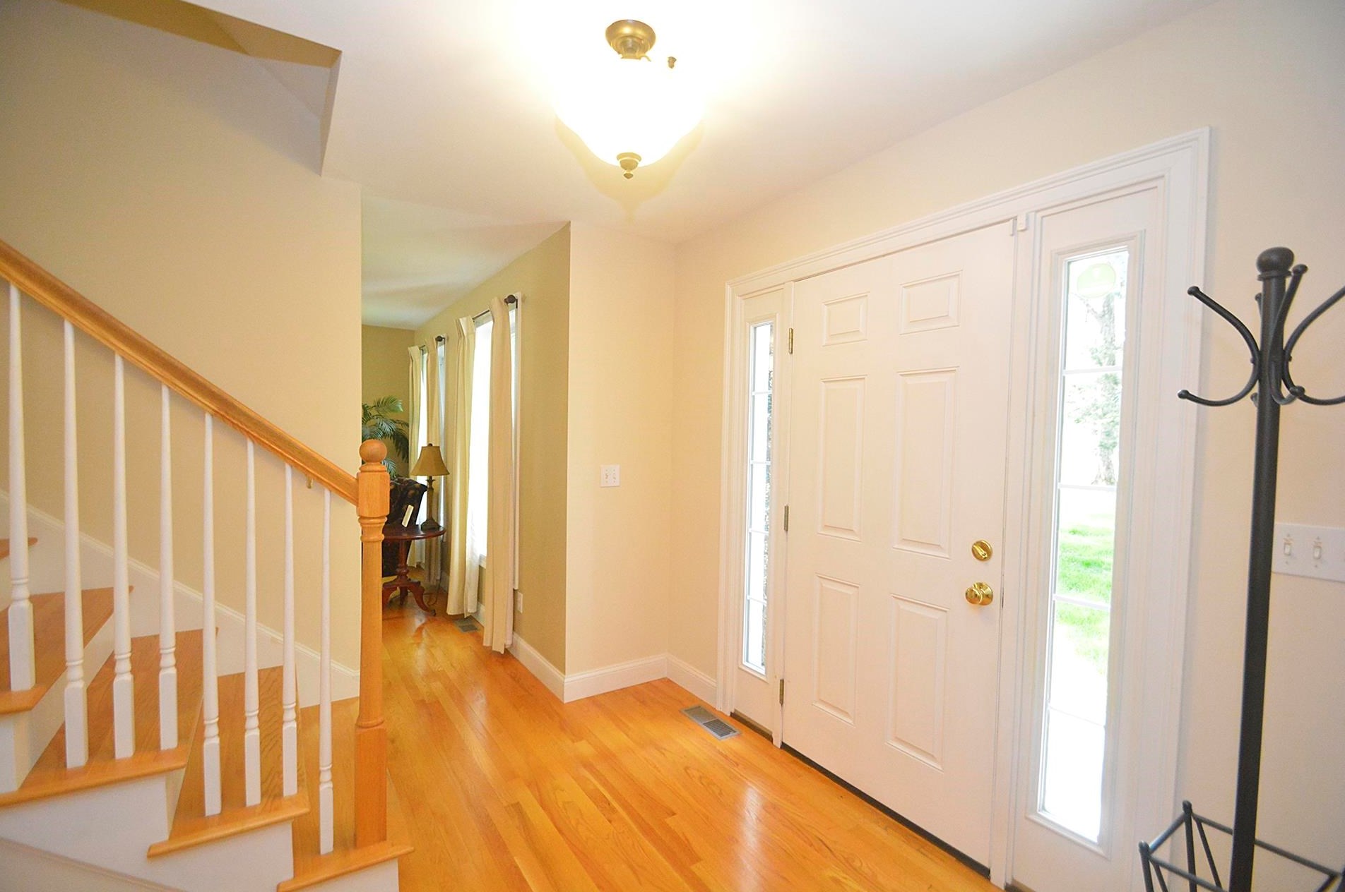 9 Stonewall, Lee, NH 03824