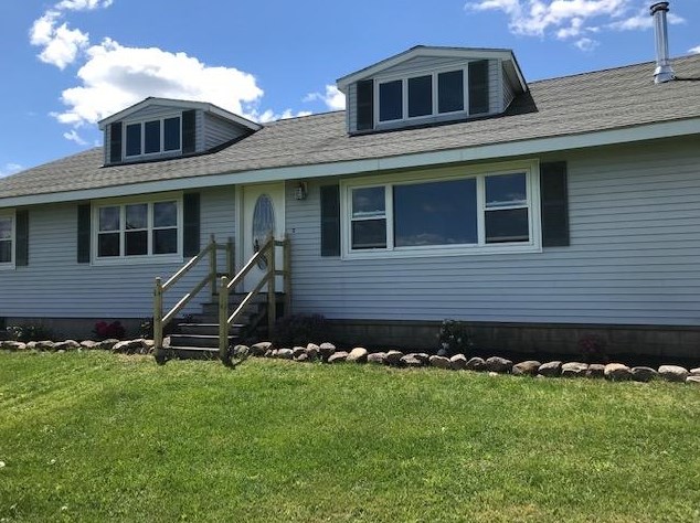 301 Currier Rd, Hill, NH 03243
