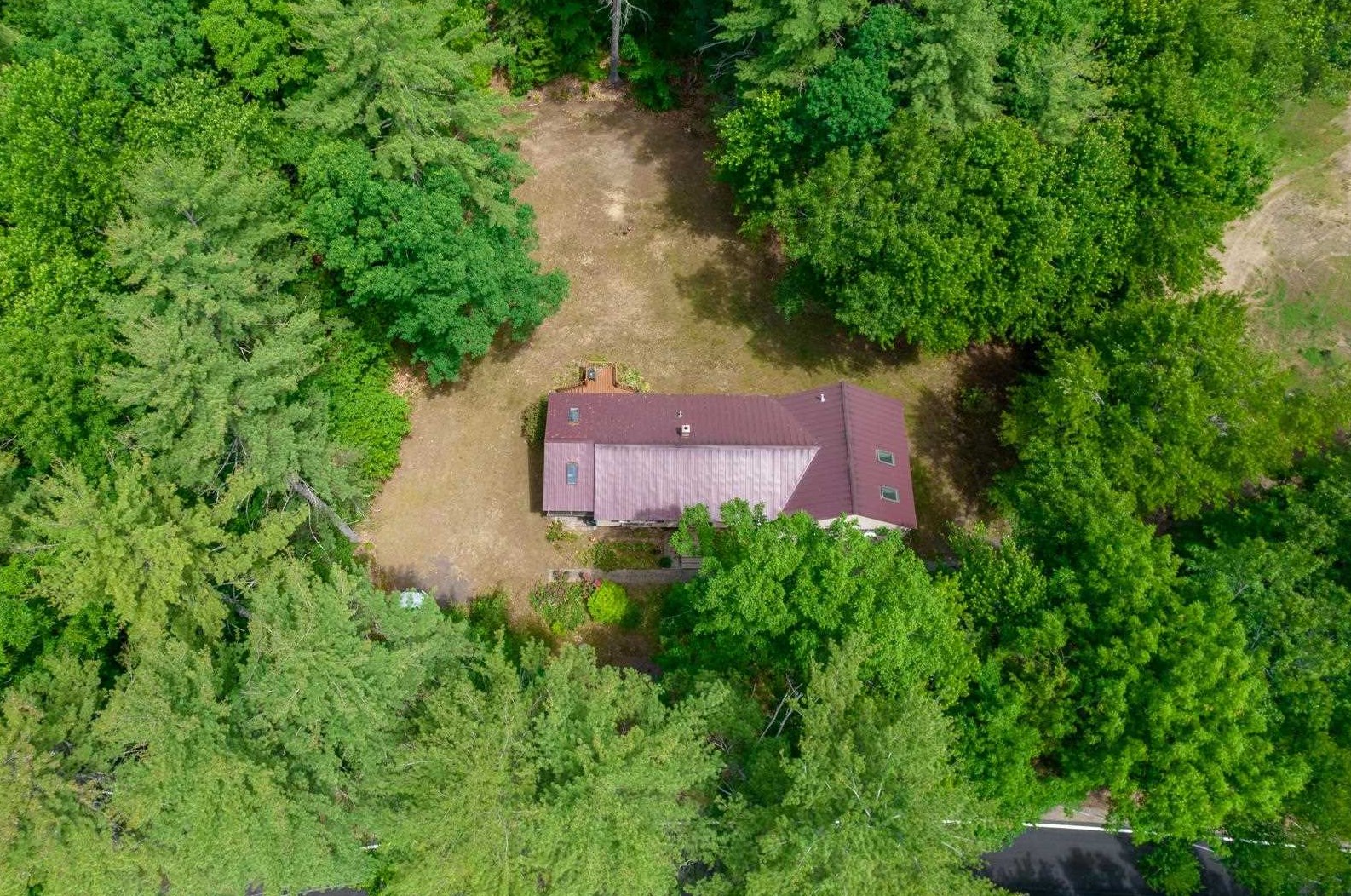 241 Chester, Fremont, NH 03044