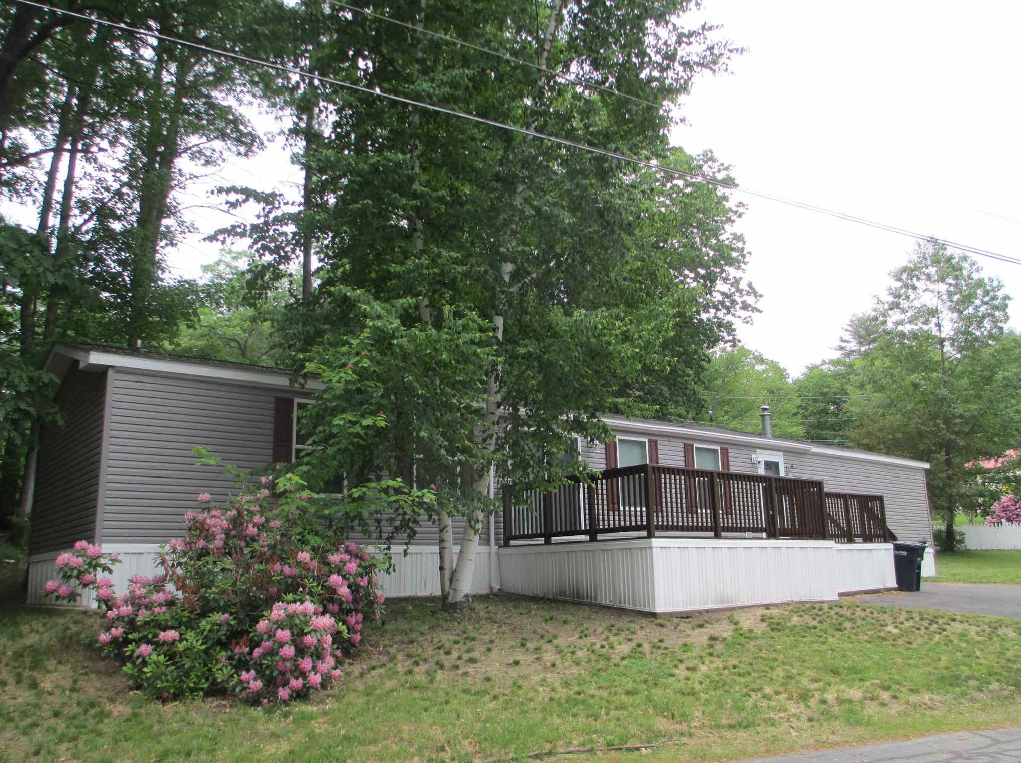 1 New Yorker, Allenstown, NH 03275