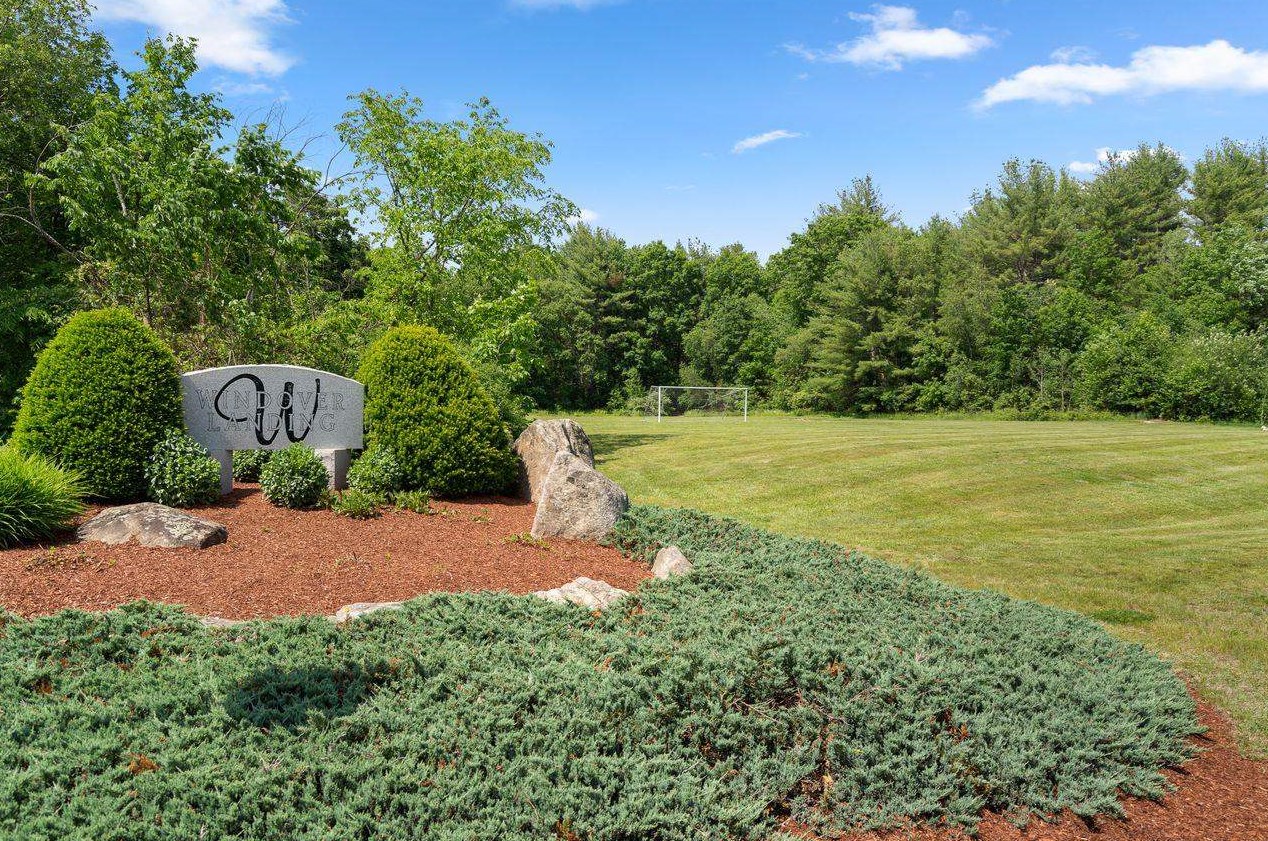 18 Windover, Merrimack, NH 03054