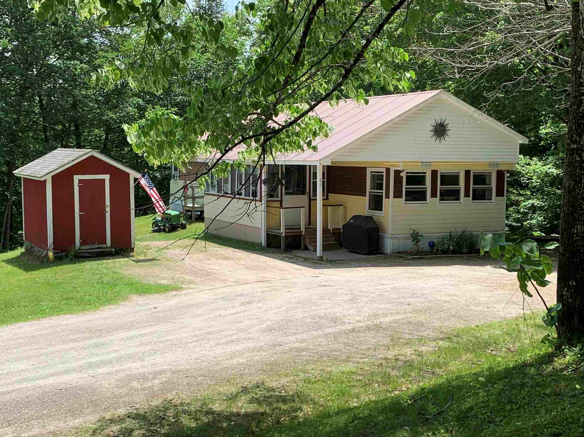 66 Town Pound Rd, Ellsworth, NH 03223