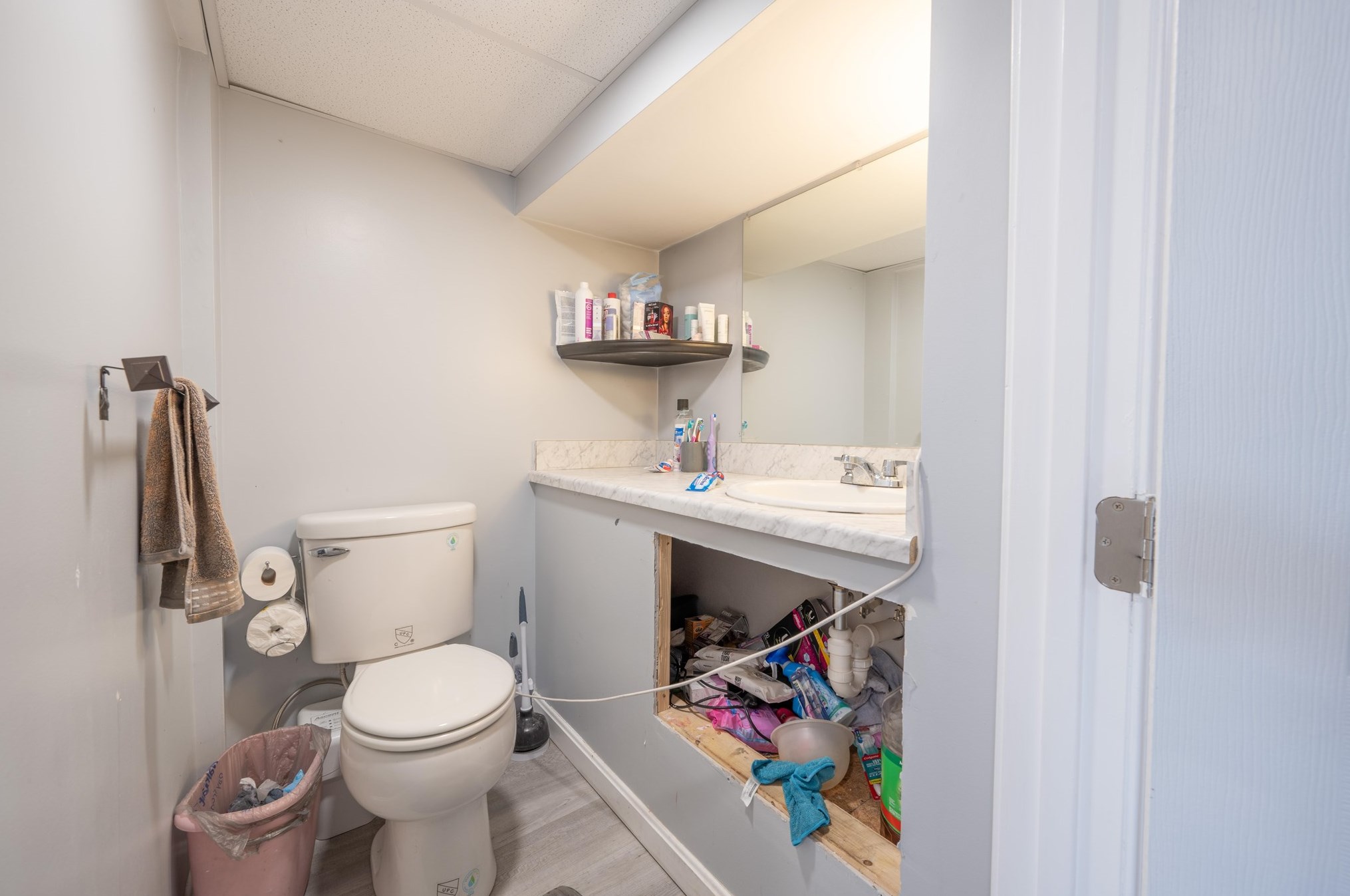 10 Jewett St, Manchester NH 03103-3856 exterior