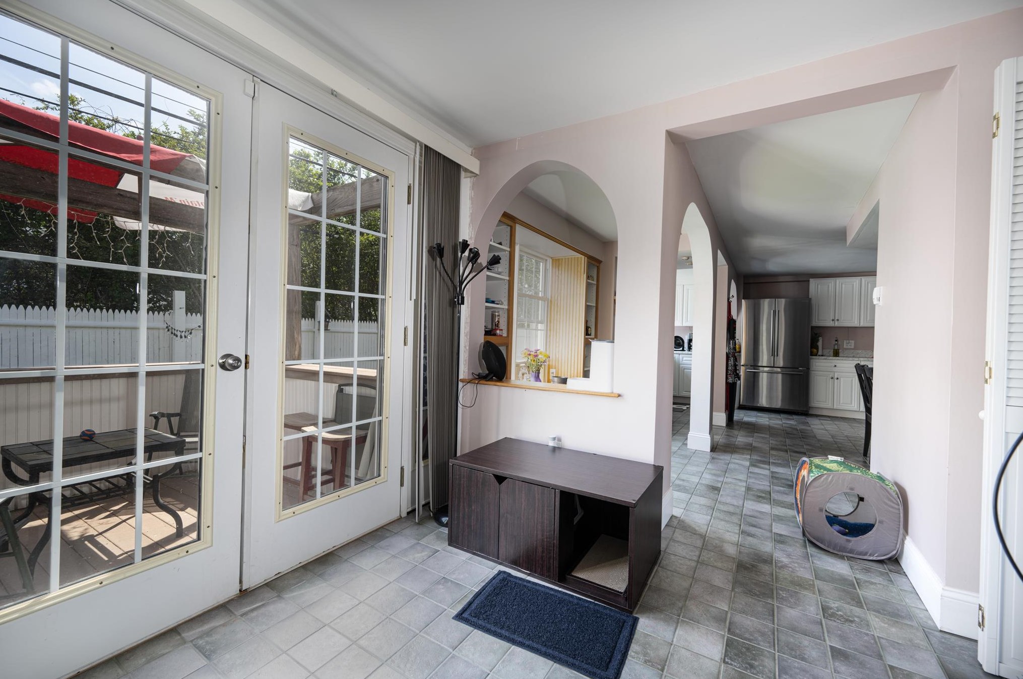 10 Jewett St, Manchester NH 03103-3856 exterior