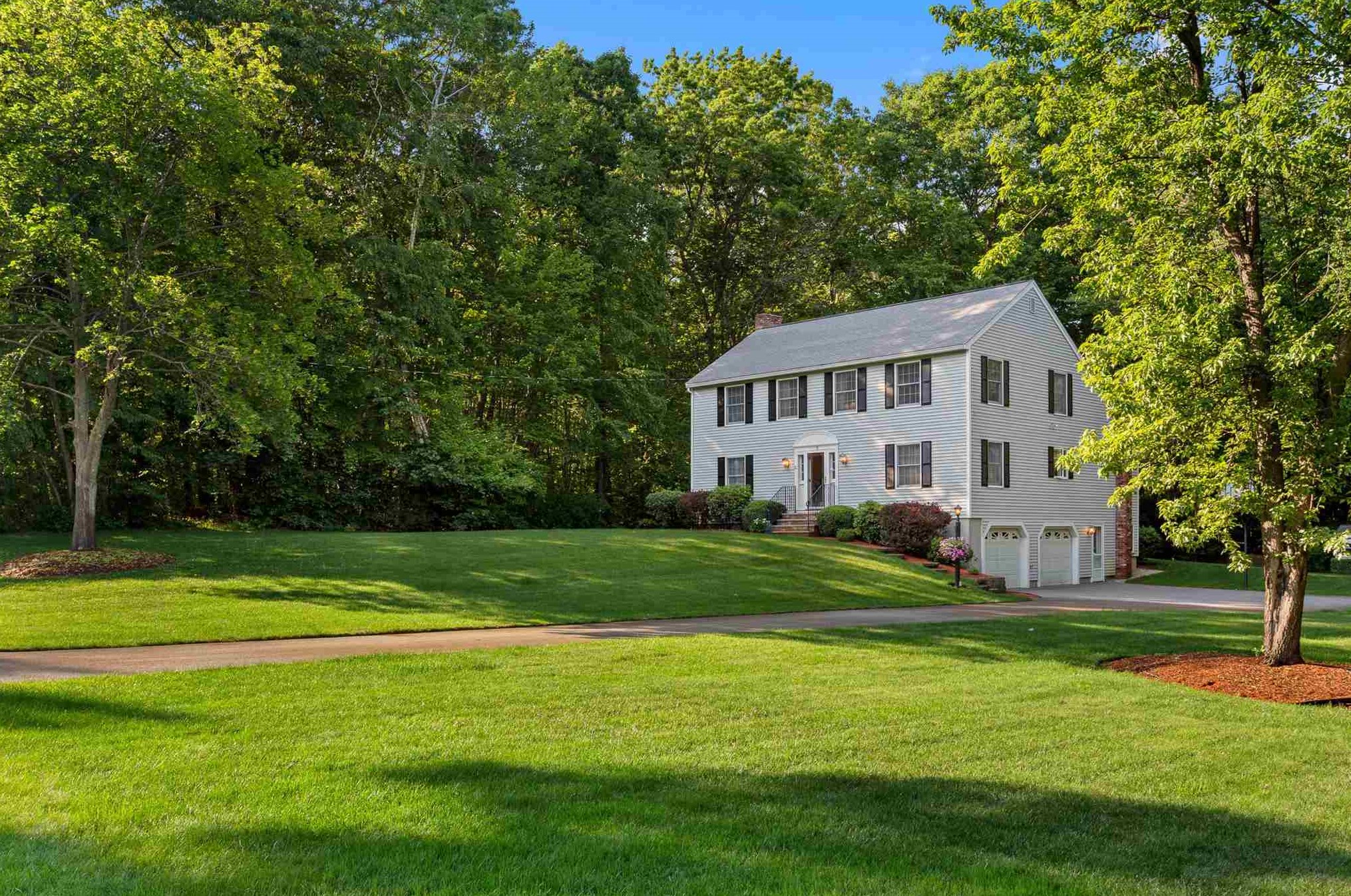 3 Hickory Ridge Dr, Plaistow, NH 03865