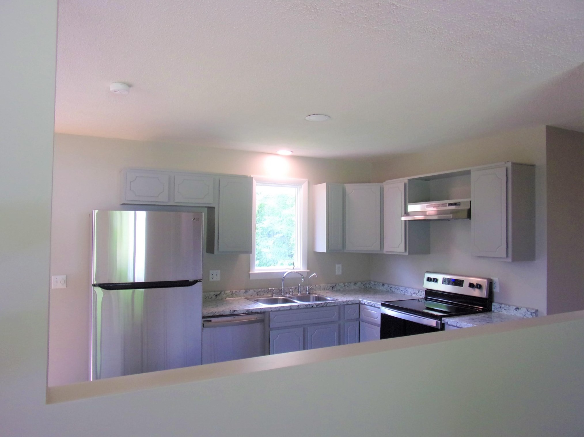 49 Ladd Hill Rd, Belmont, NH 03220