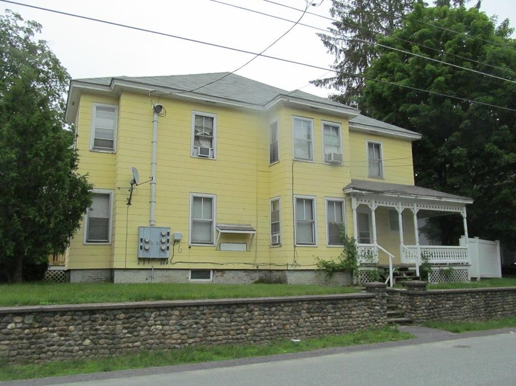 50 School, Unity, NH 03743
