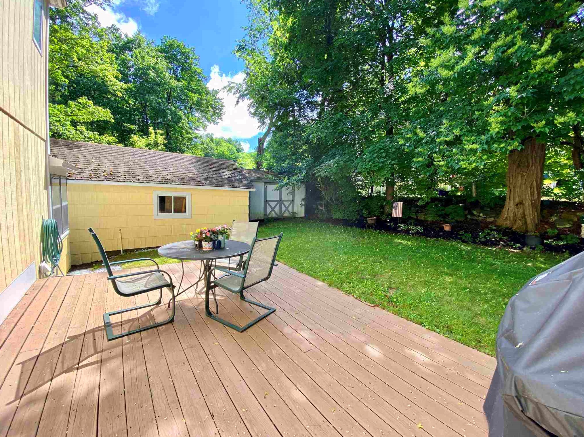 2 Hill St, Unity, NH 03773