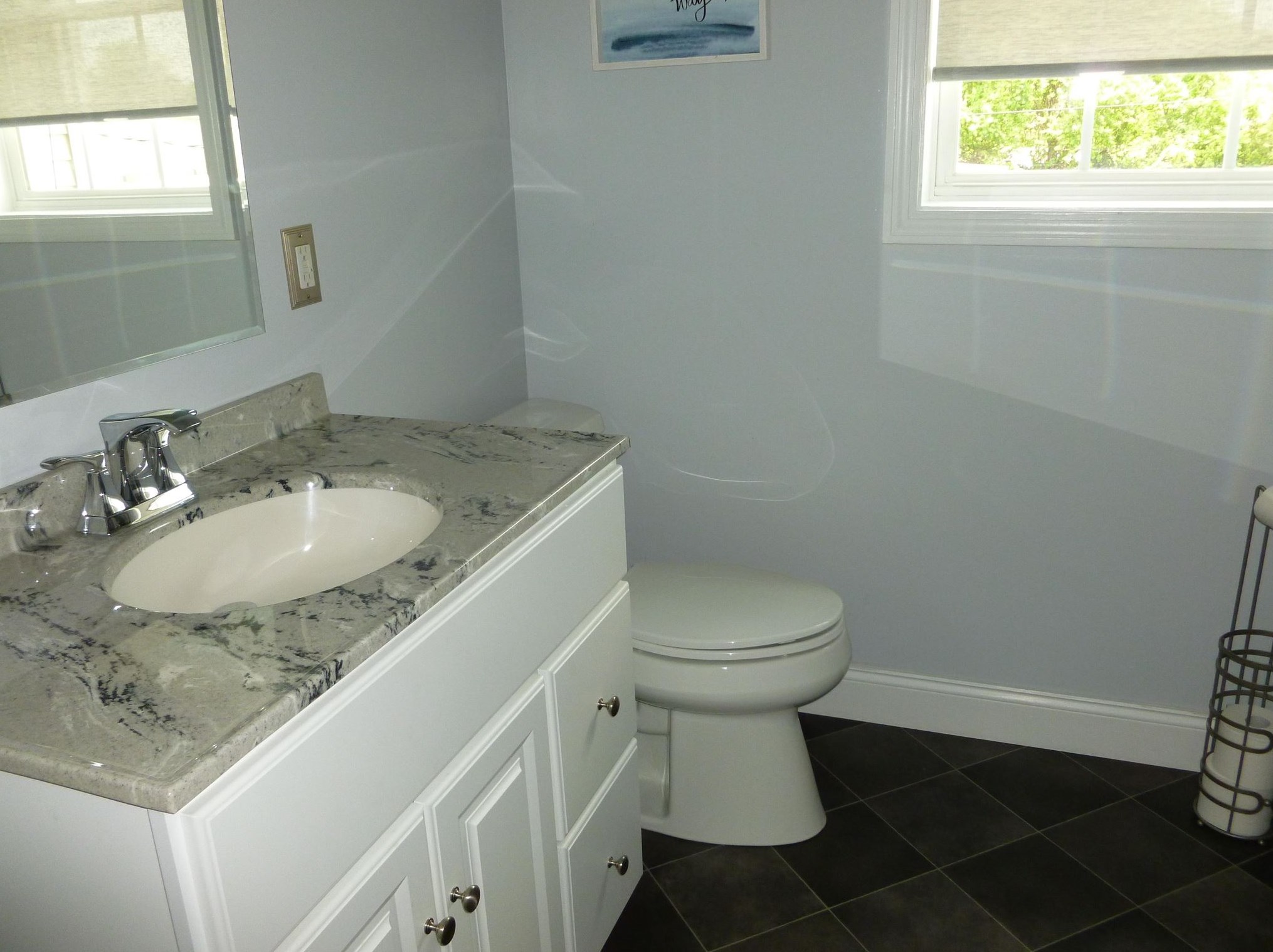 84 Un St, Manchester NH 03103-6302 exterior