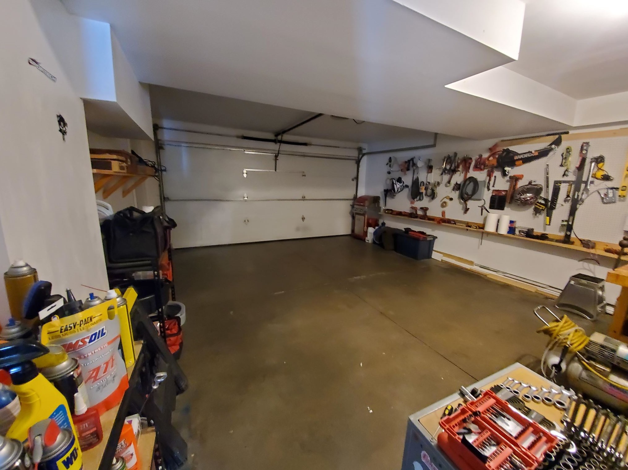 84 Un St, Manchester NH 03103-6302 exterior