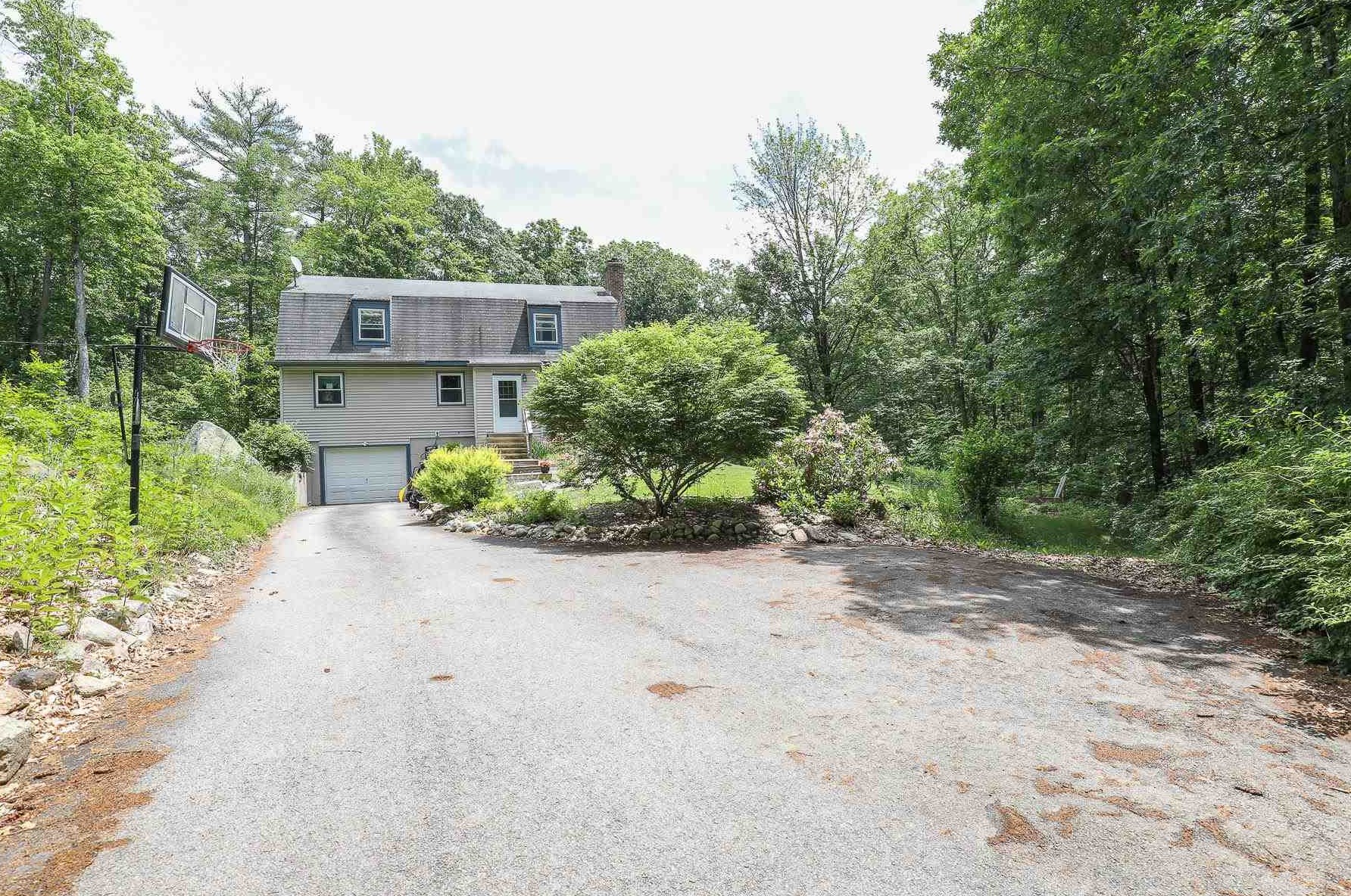 158 Old Candia Rd, Auburn, NH 03032
