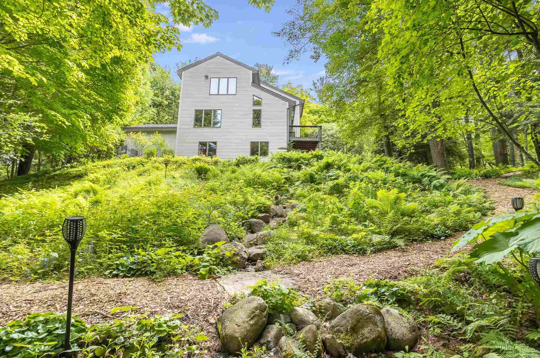 28 Rip Rd, Hanover, NH 03755-1614