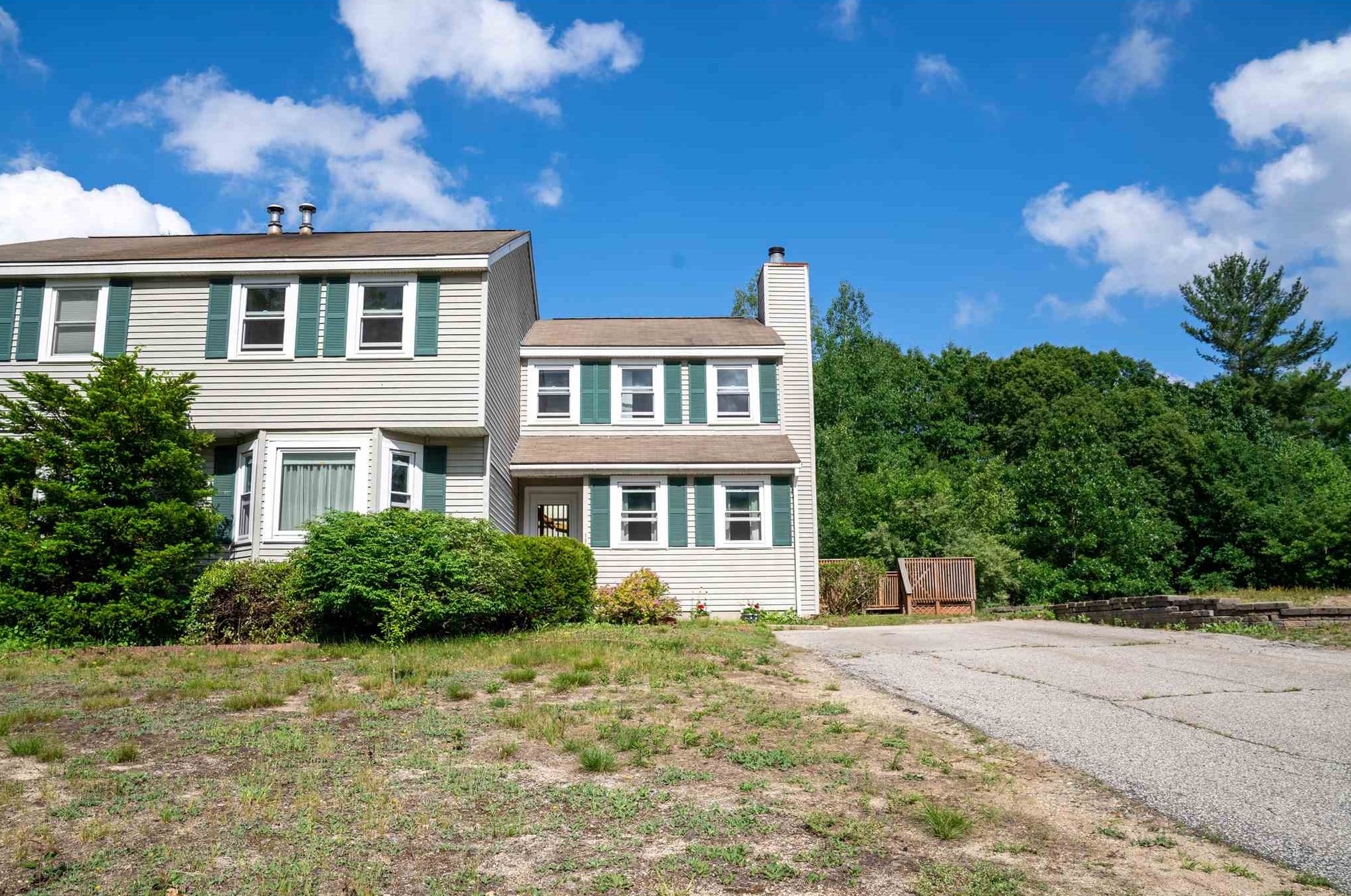 19 Reed #b, Londonderry, NH 03053