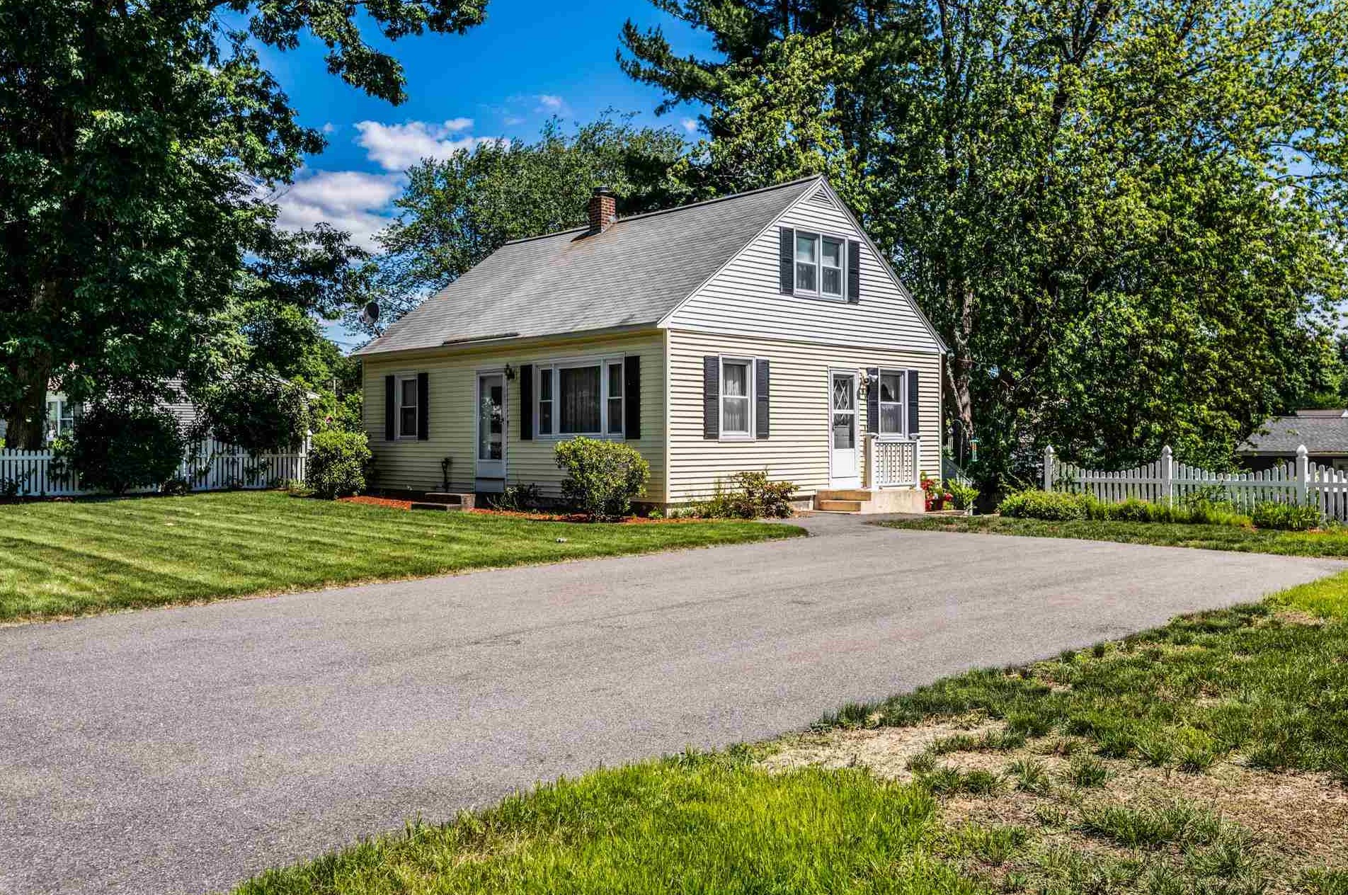12 Luke St, Nashua, NH 03063