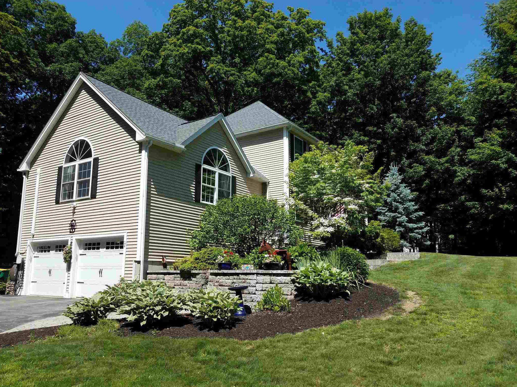 24 Winkley Farm Ln, Rochester, NH 03867-4265
