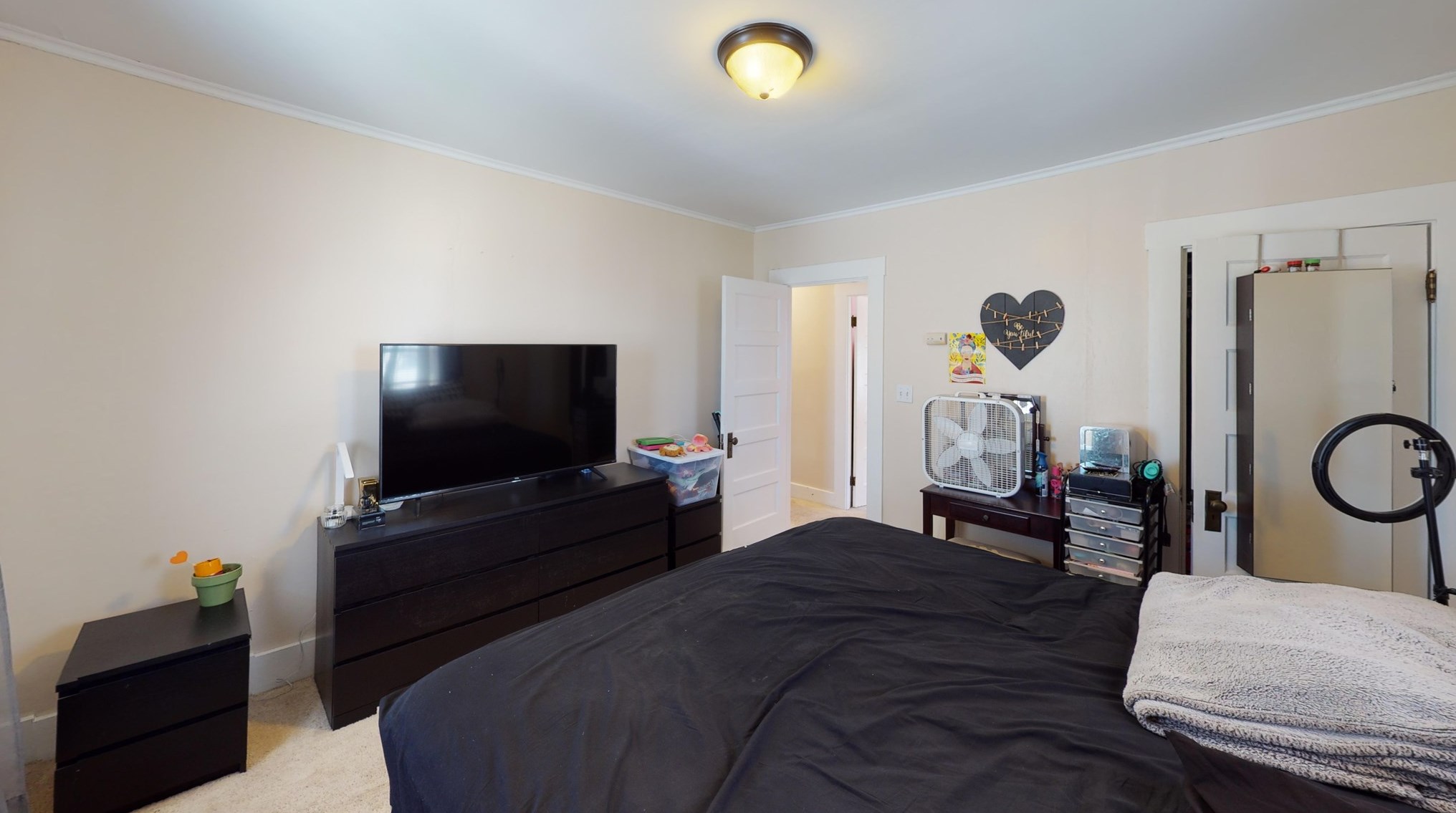 8 6 St, Nashua NH  exterior