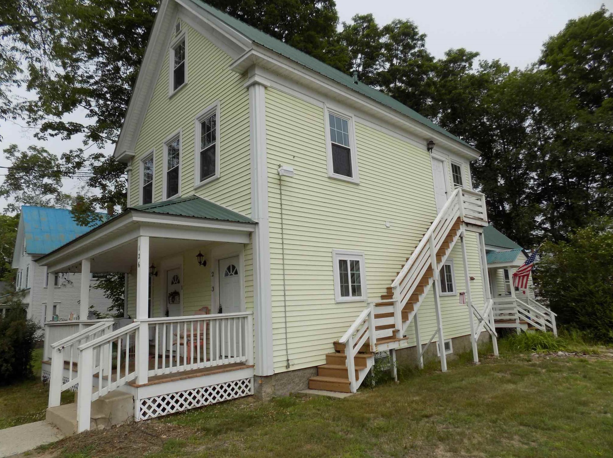 126 Main St, Albany, NH 03818 exterior