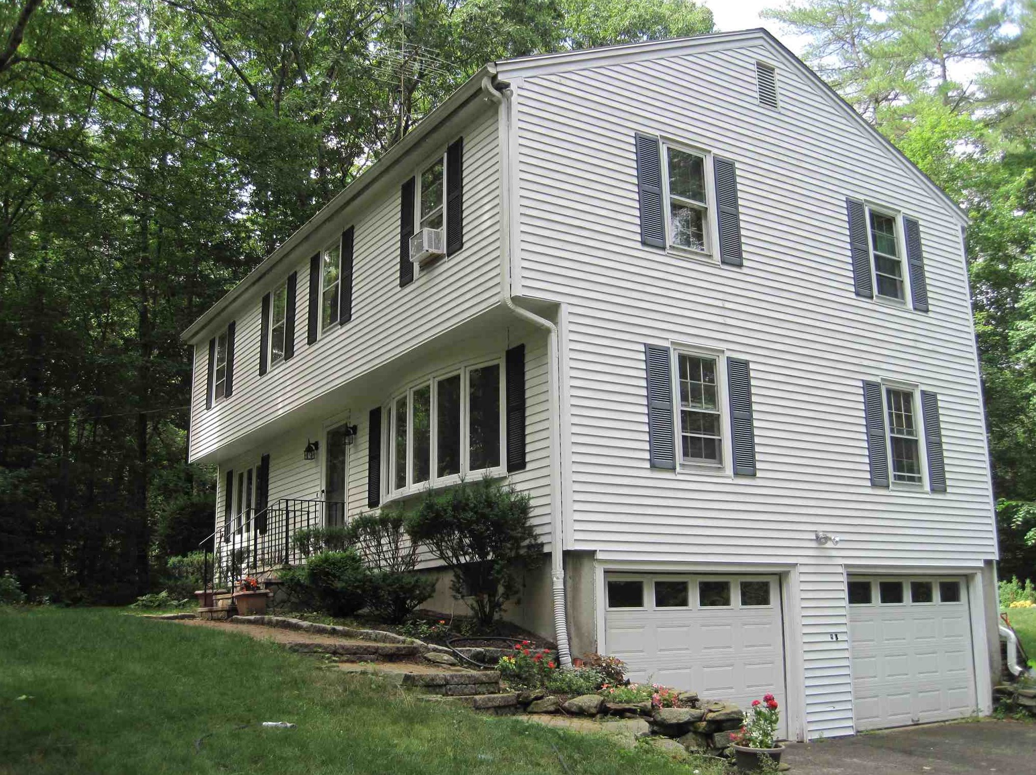 11 Granger, Lee, NH 03861