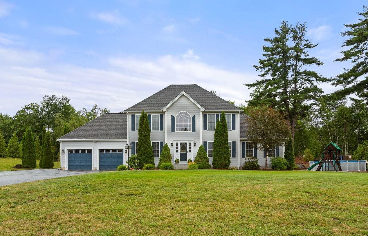 6 Kara Dr, Chichester, NH 03234