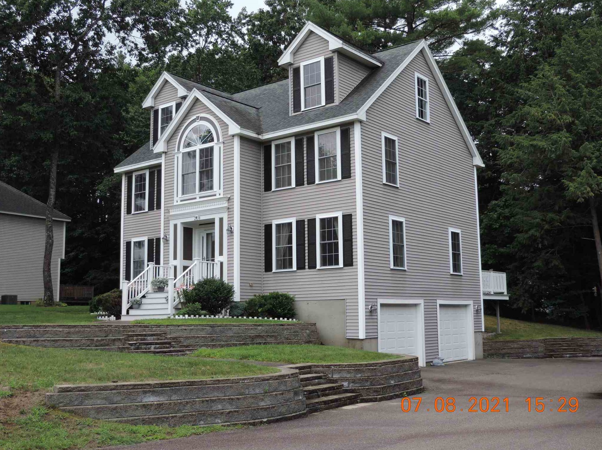 28 Hickory Ln, Somersworth, NH 03878