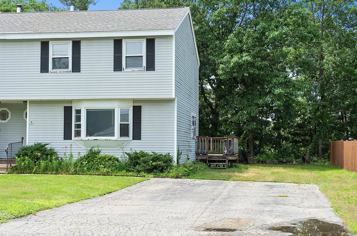 19 Pelican #r, Derry, NH 03038