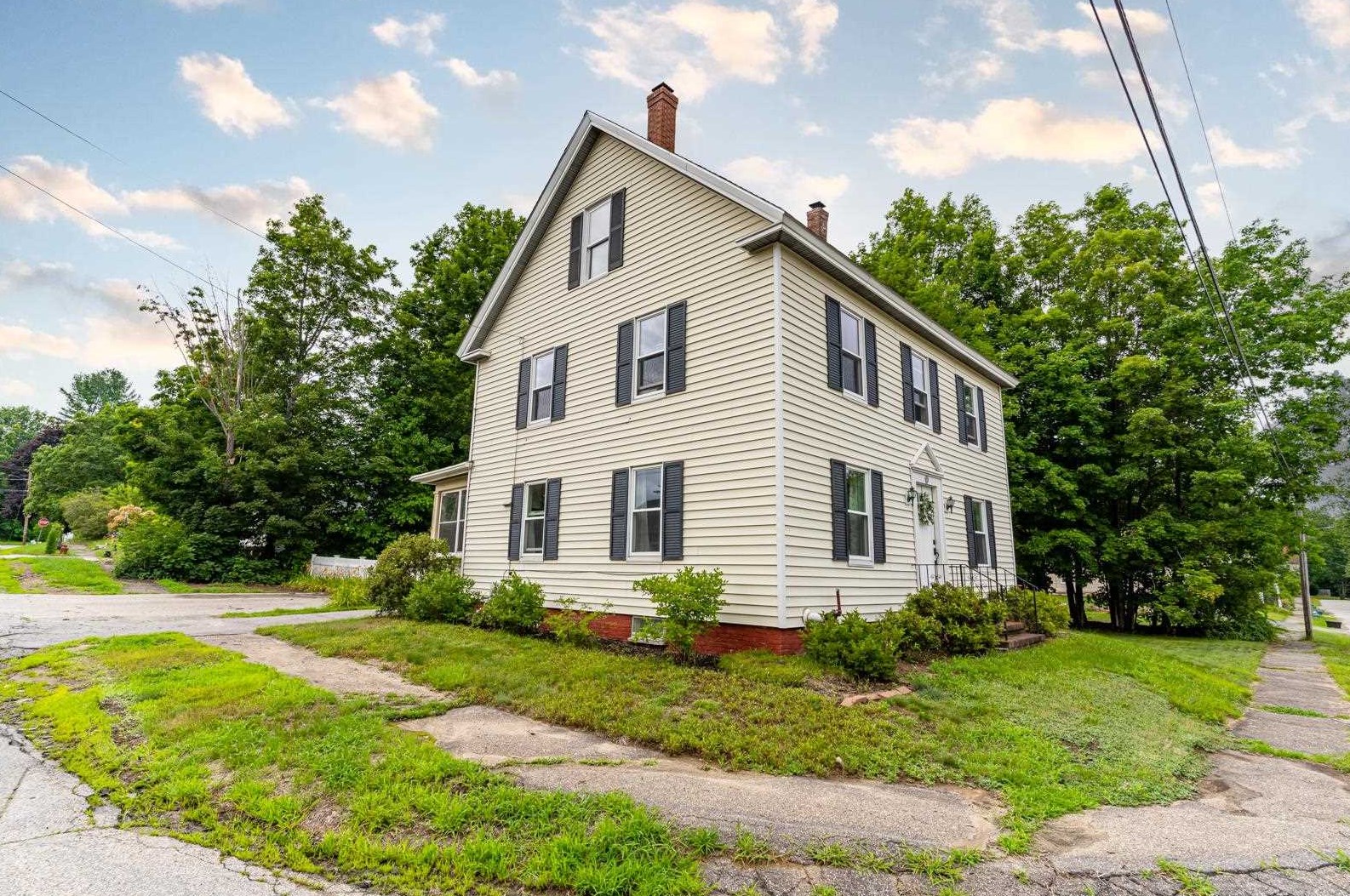 27 Hanson, Somersworth, NH 03878