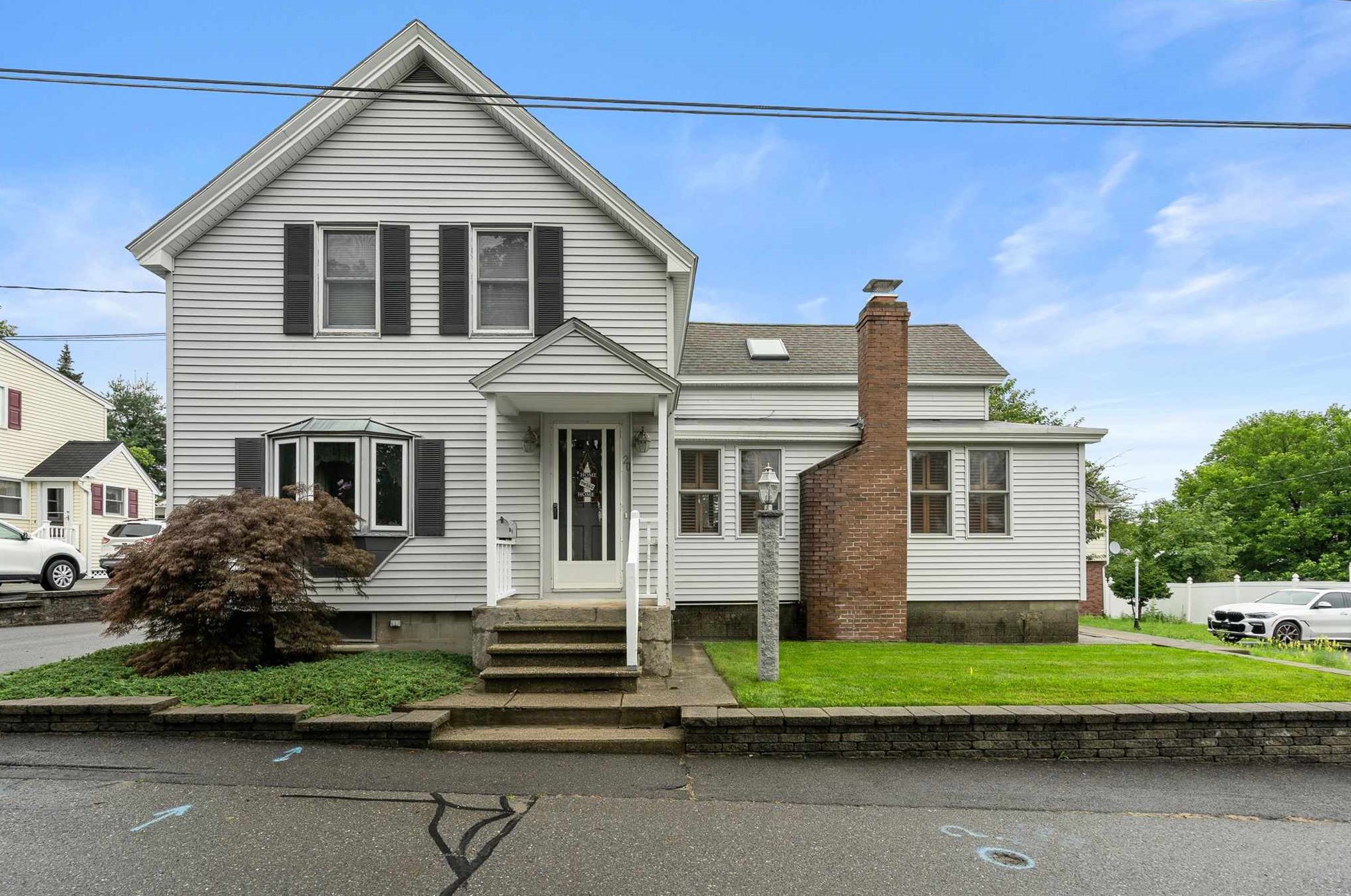 20 Woodward, Nashua, NH 03060