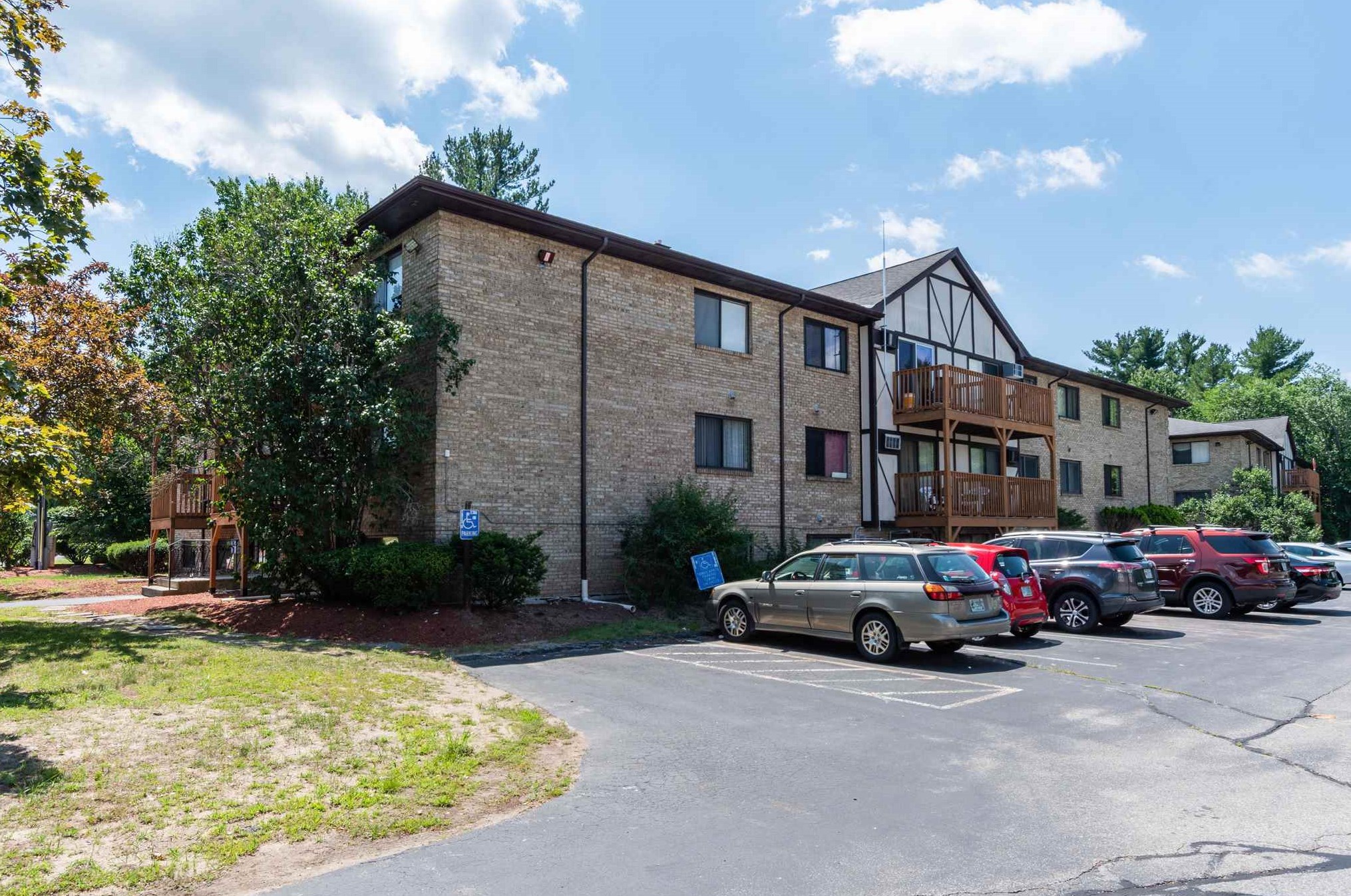 1 Lancelot #22, Salem, NH 03079