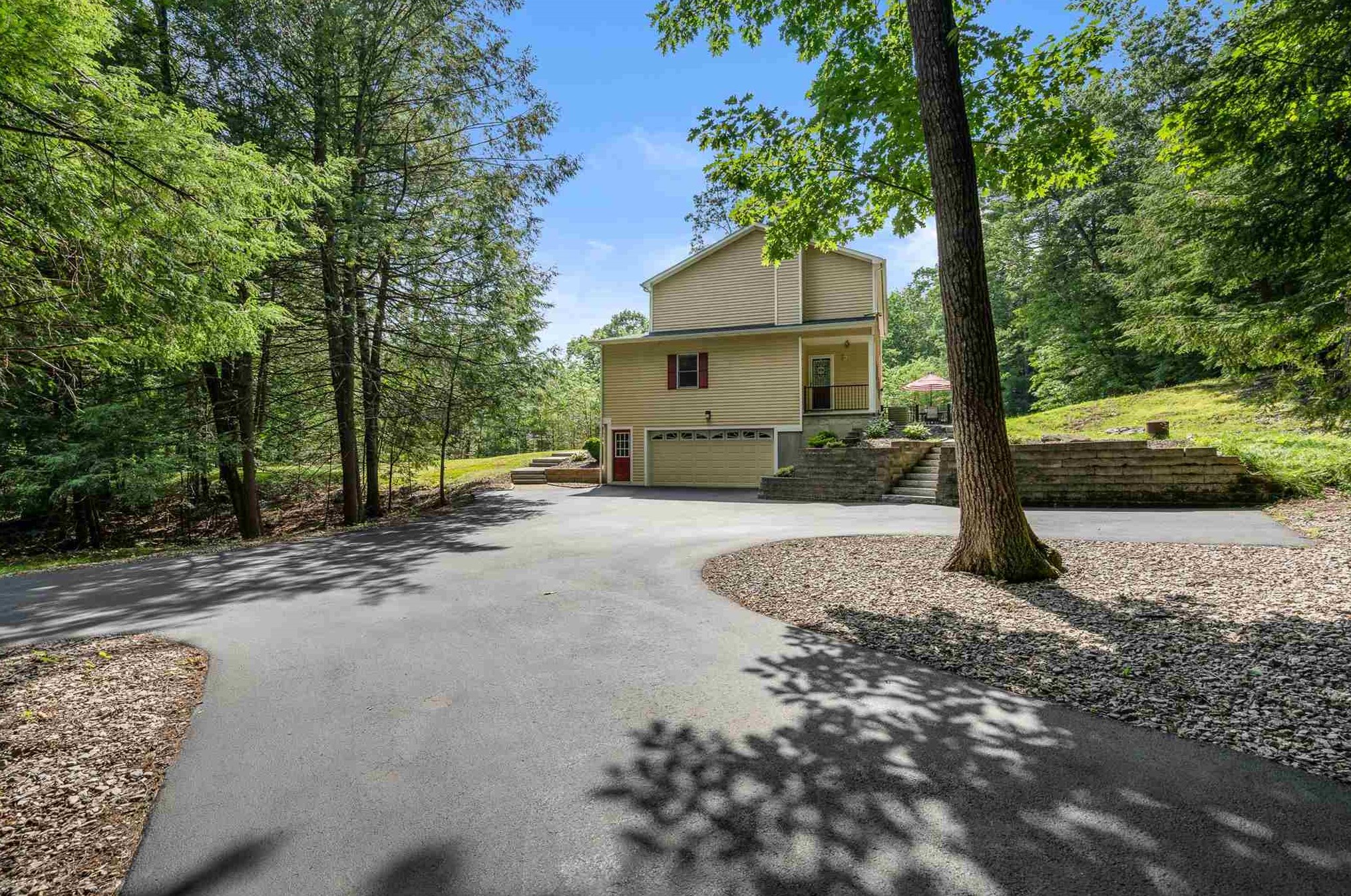 44 Louise, Hollis, NH 03049