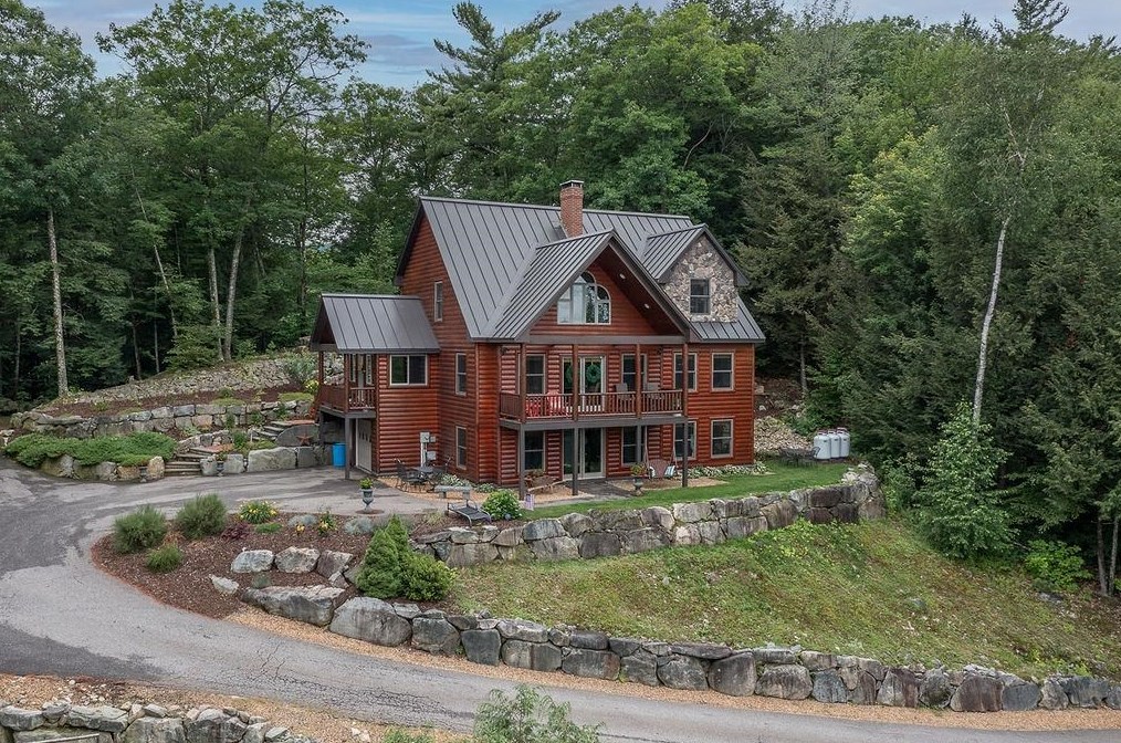 124 Tate Rd, Laconia, NH 03249