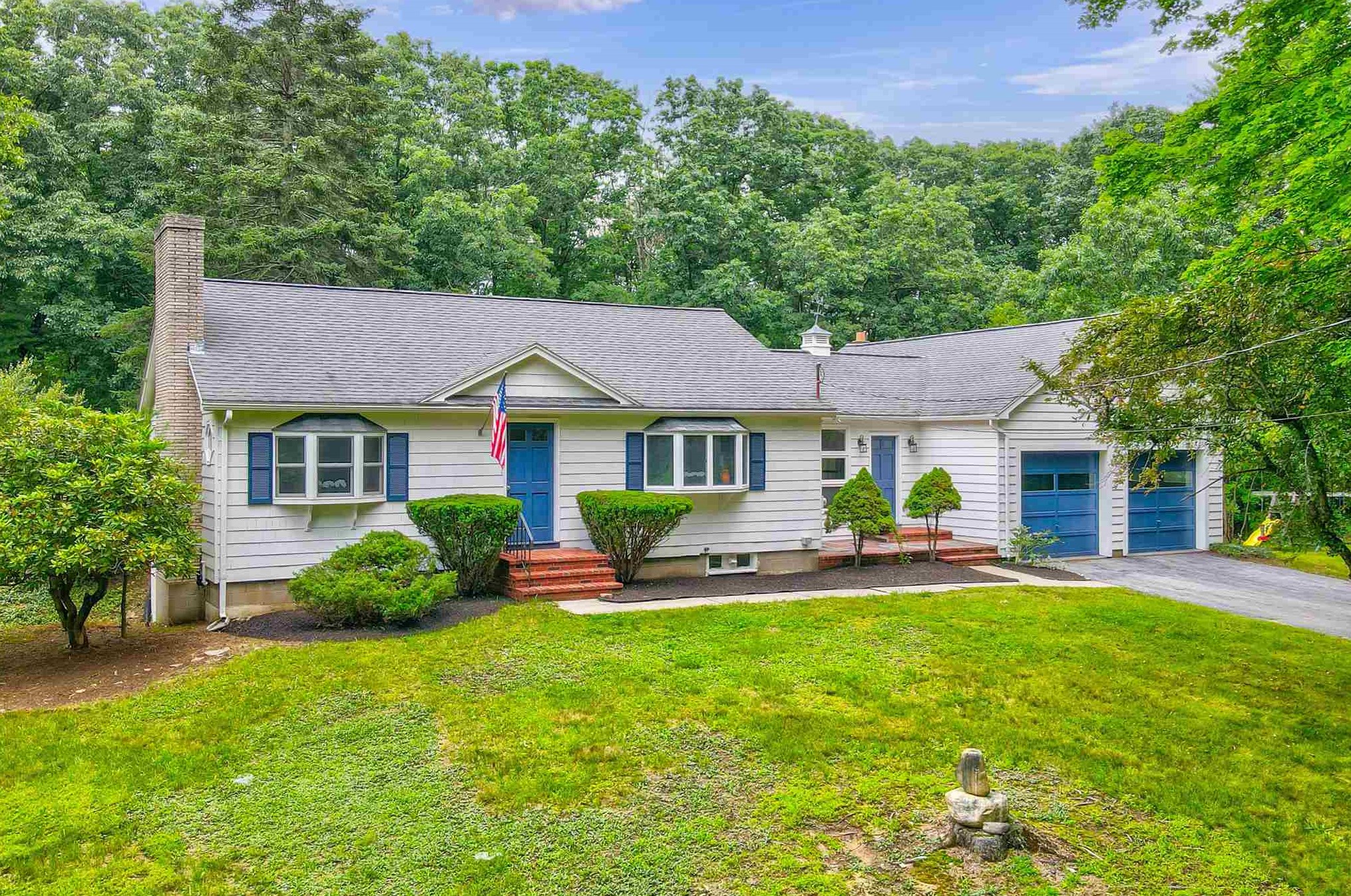104 Hilldale Ave, South Hampton, NH 03827
