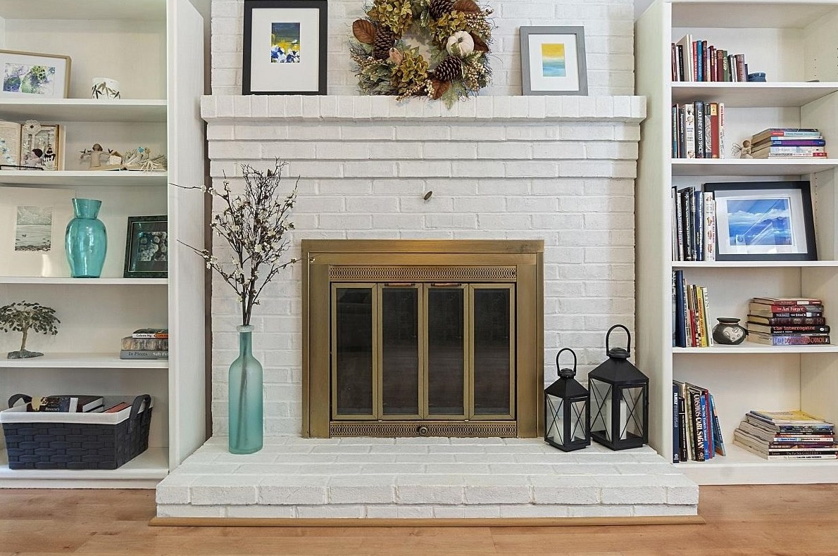 10 Anna Louise Dr, Hudson NH  03051-5401 exterior