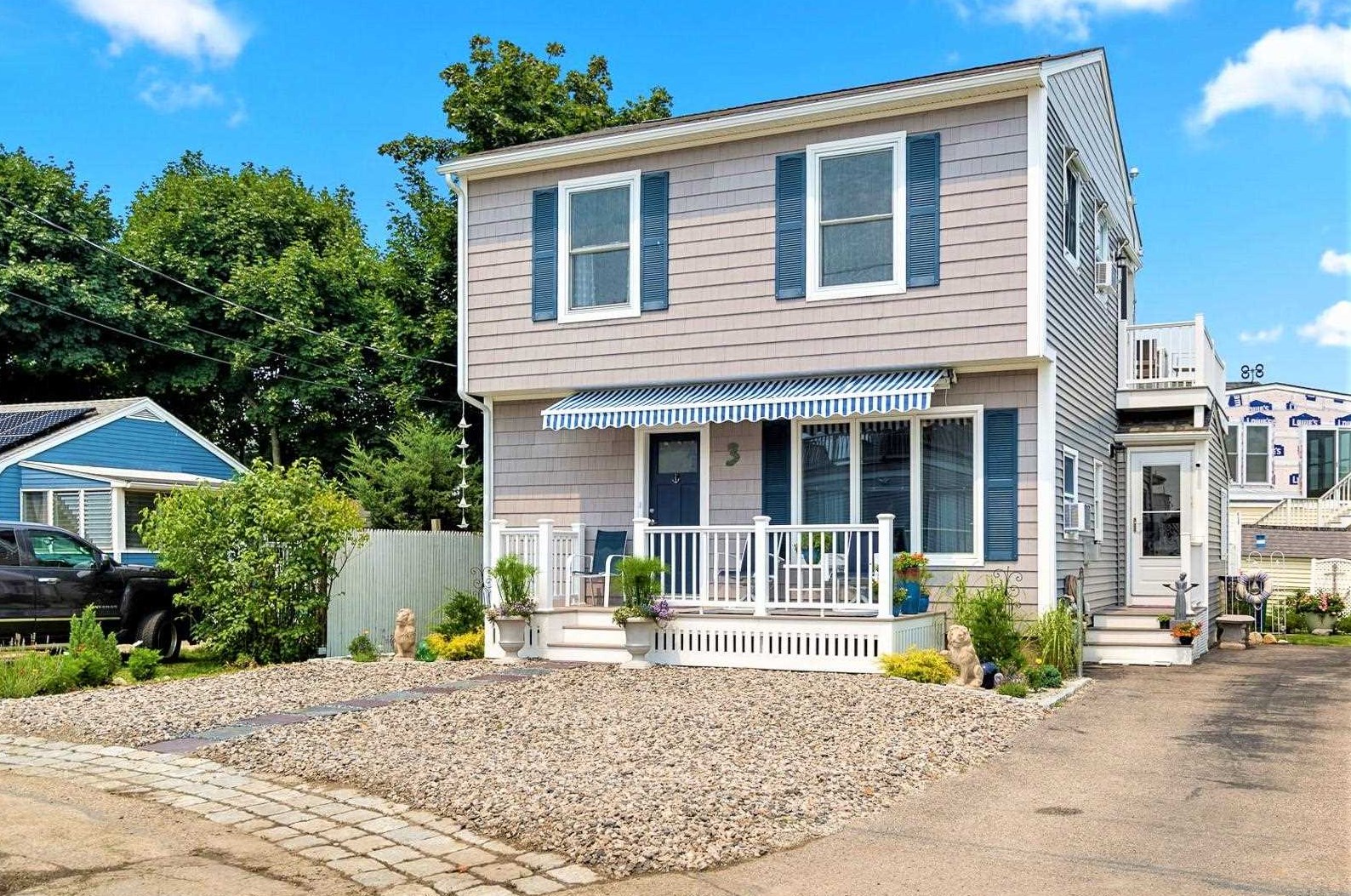3 Thorwald Ave, Hampton, NH 03842