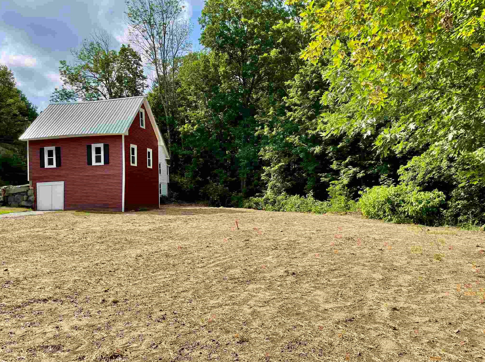 100 Forest Rd, Lyndeborough NH  03082-6207 exterior