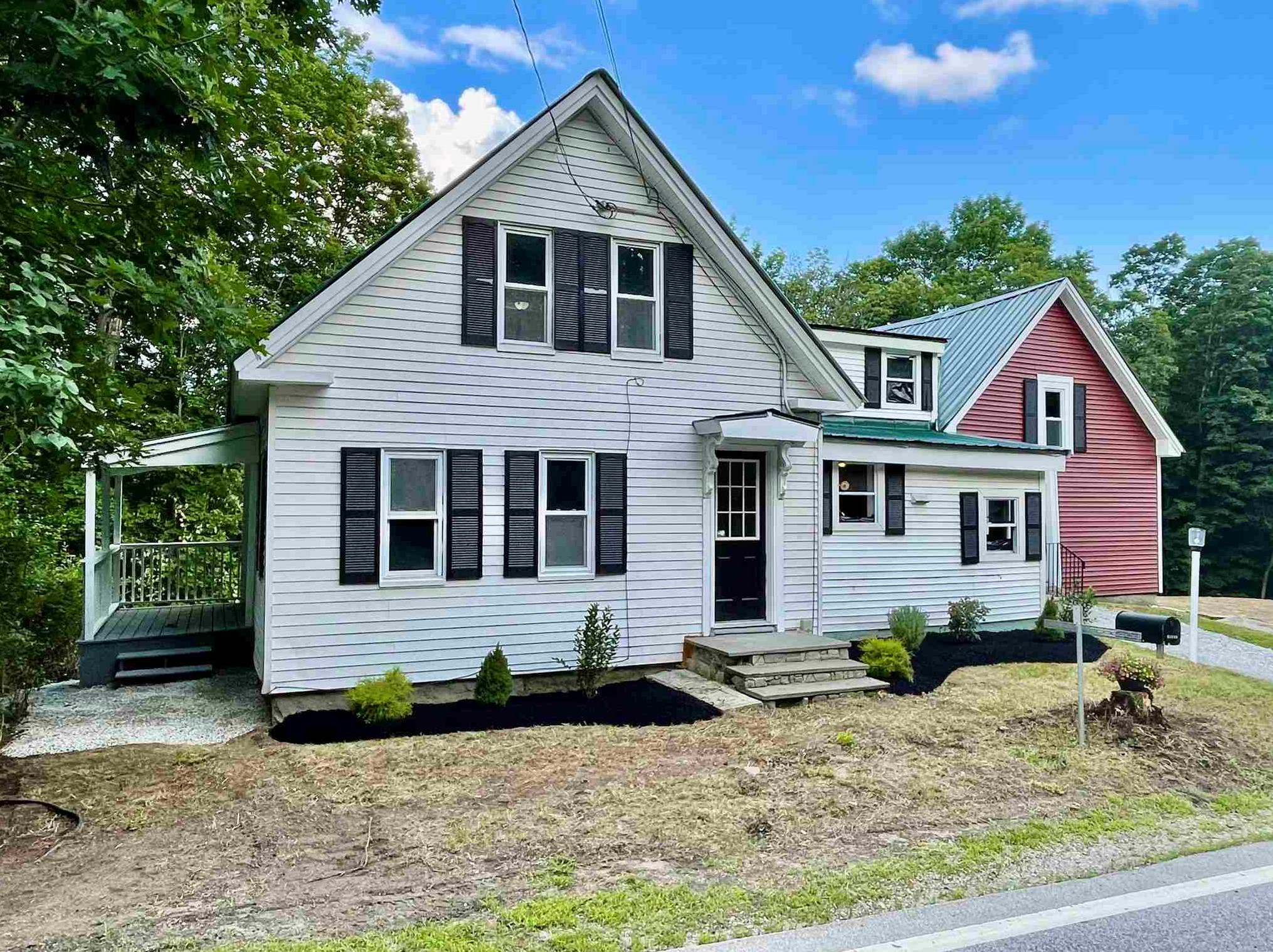 100 Forest Rd, Lyndeborough NH  03082-6207 exterior