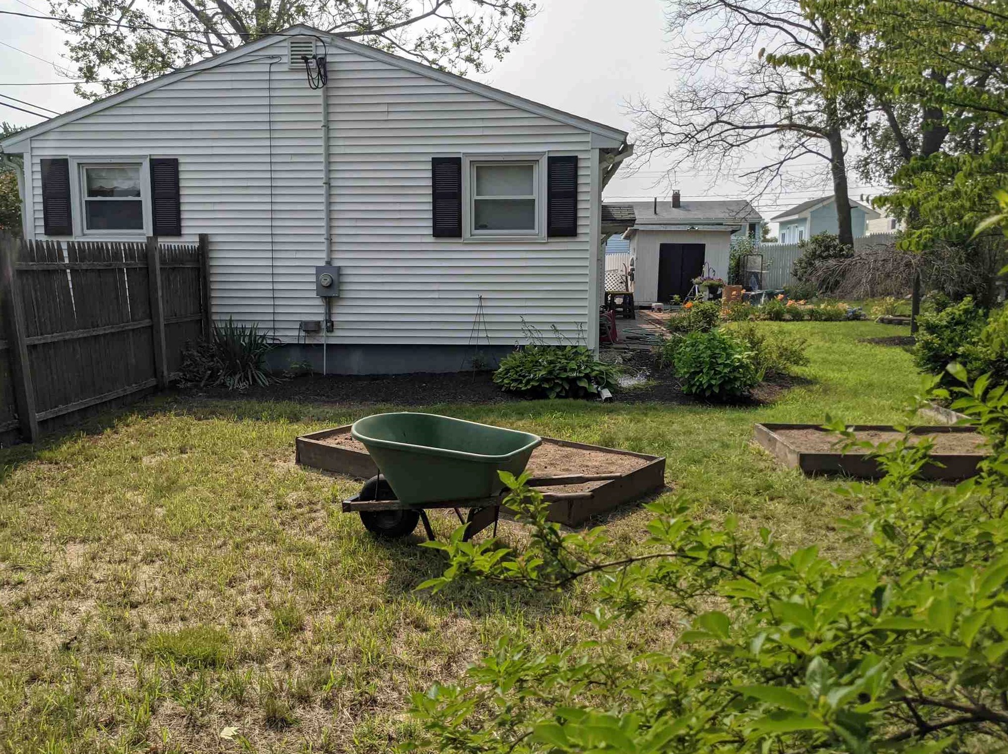 364 Weston St, Manchester NH  03103-5263 exterior