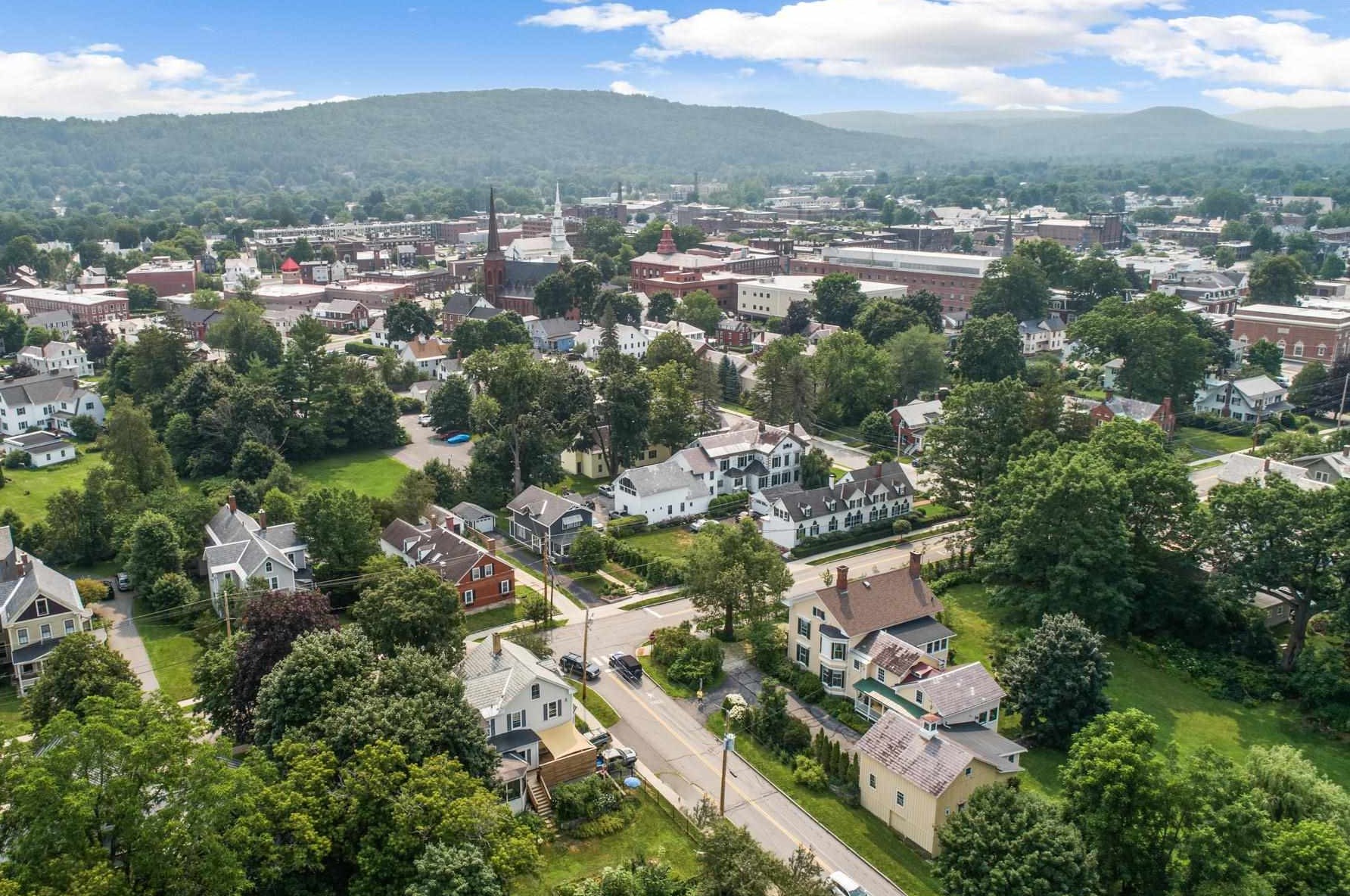 108 School St, Keene, NH 03431