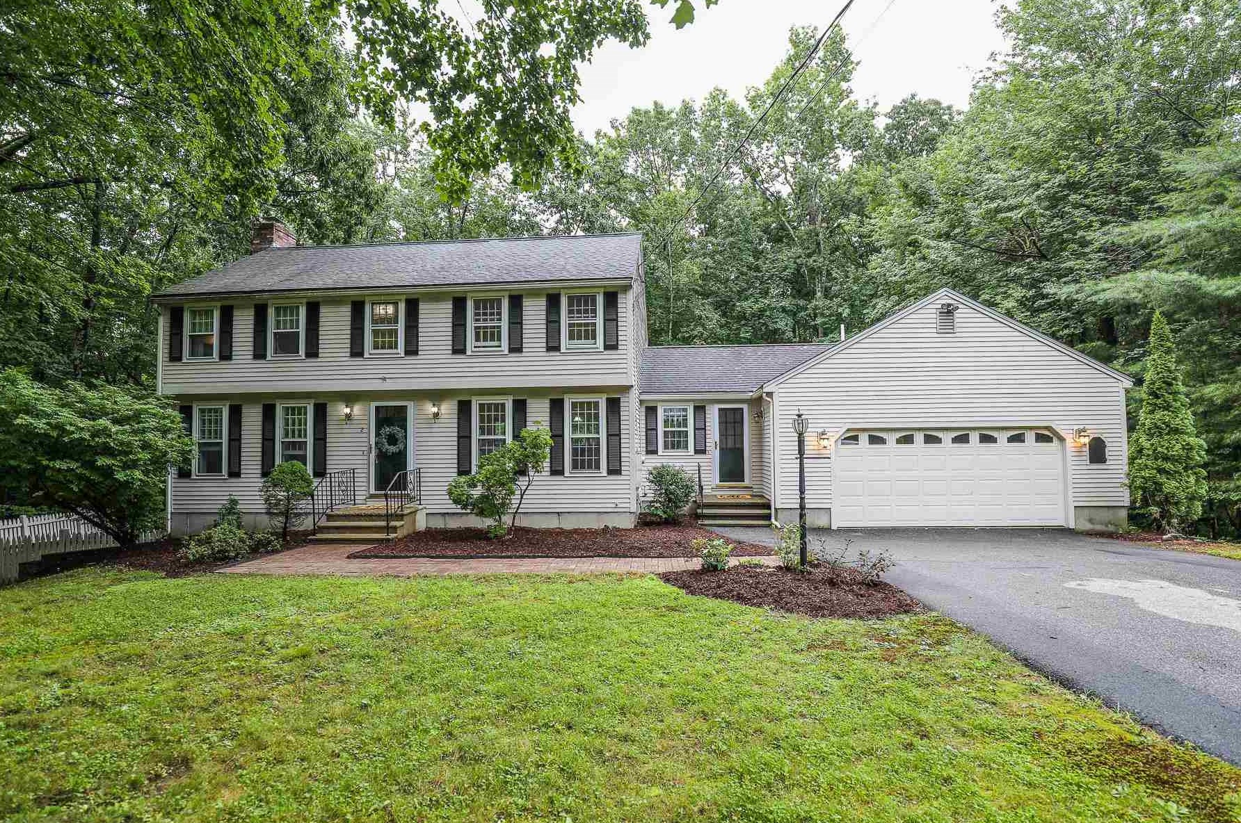2 Brier, Derry, NH 03038