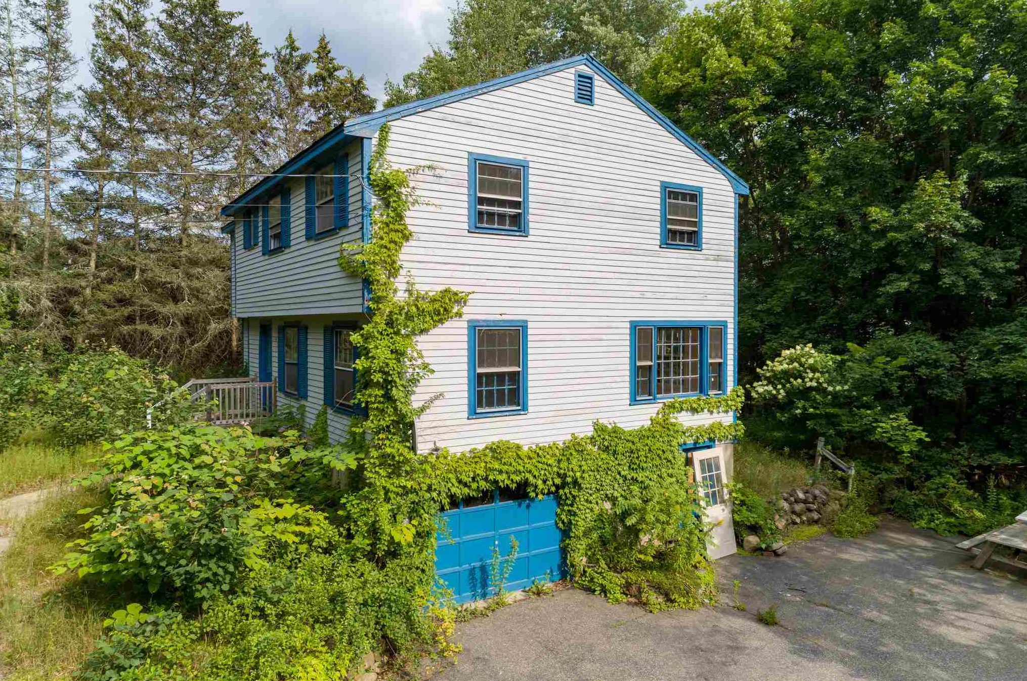 5 Squamscott Rd, Stratham, NH 03885