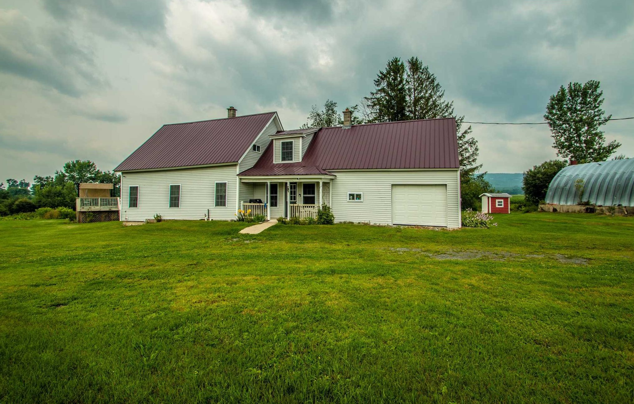 405 Elm St, Lancaster, NH 03584