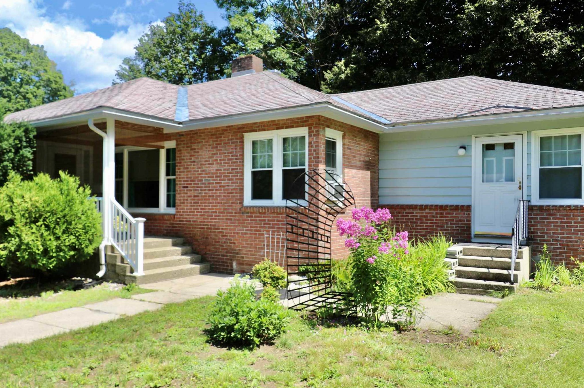 12 Acer Heights, Unity, NH 03743