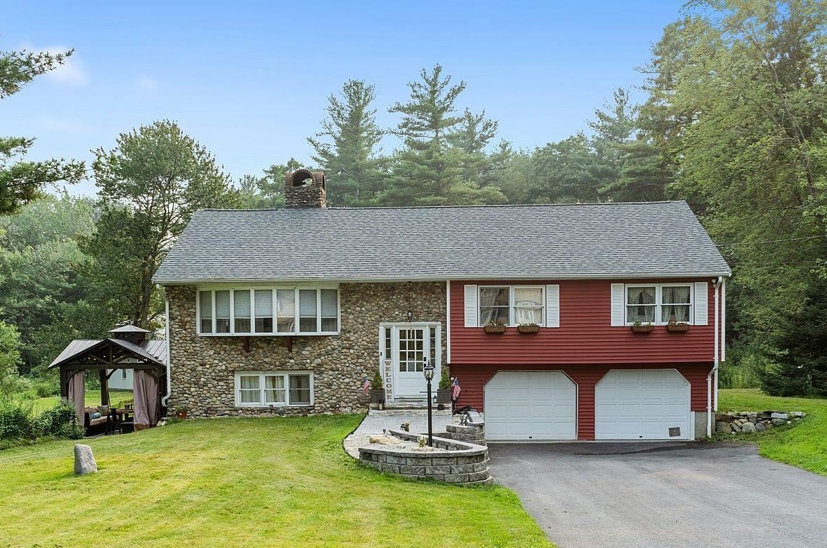5 Marilyn Park, Hampstead, NH 03841