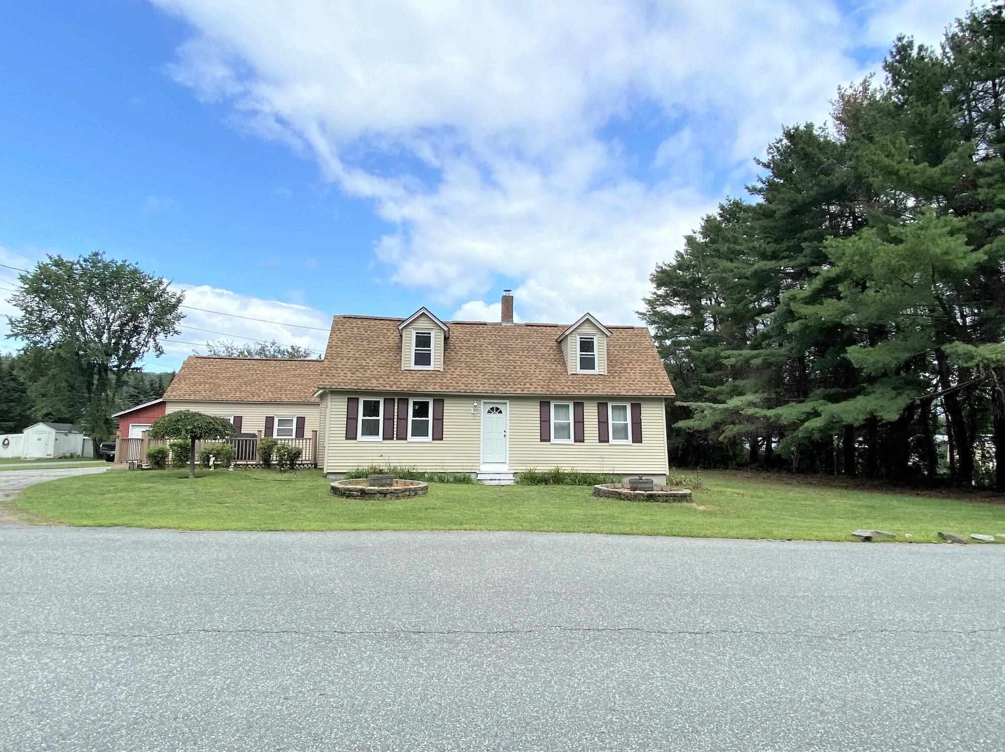 1292 Old Claremont Rd, Unity, NH 03603