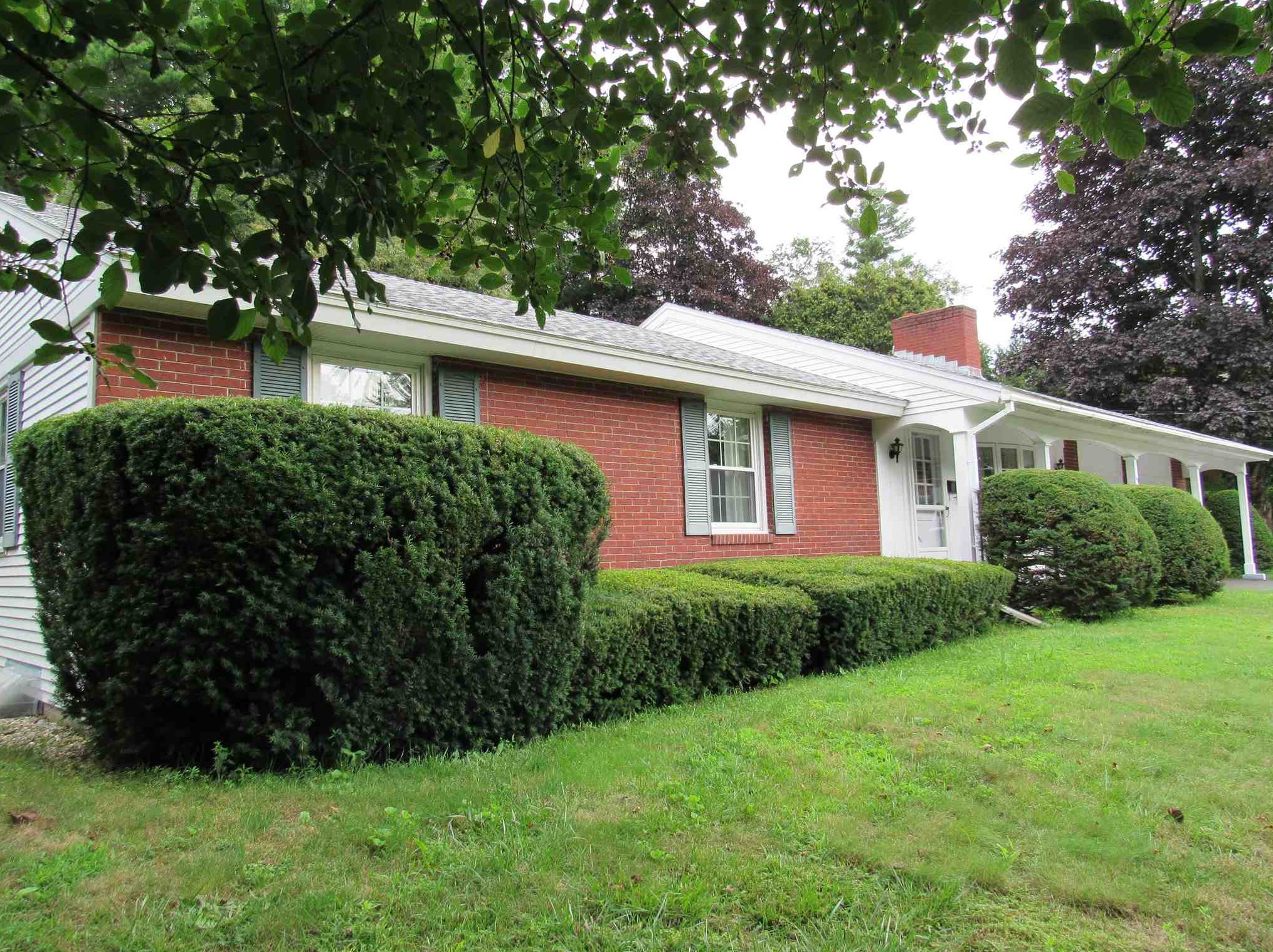 60 Ridge Ave, Unity, NH 03743
