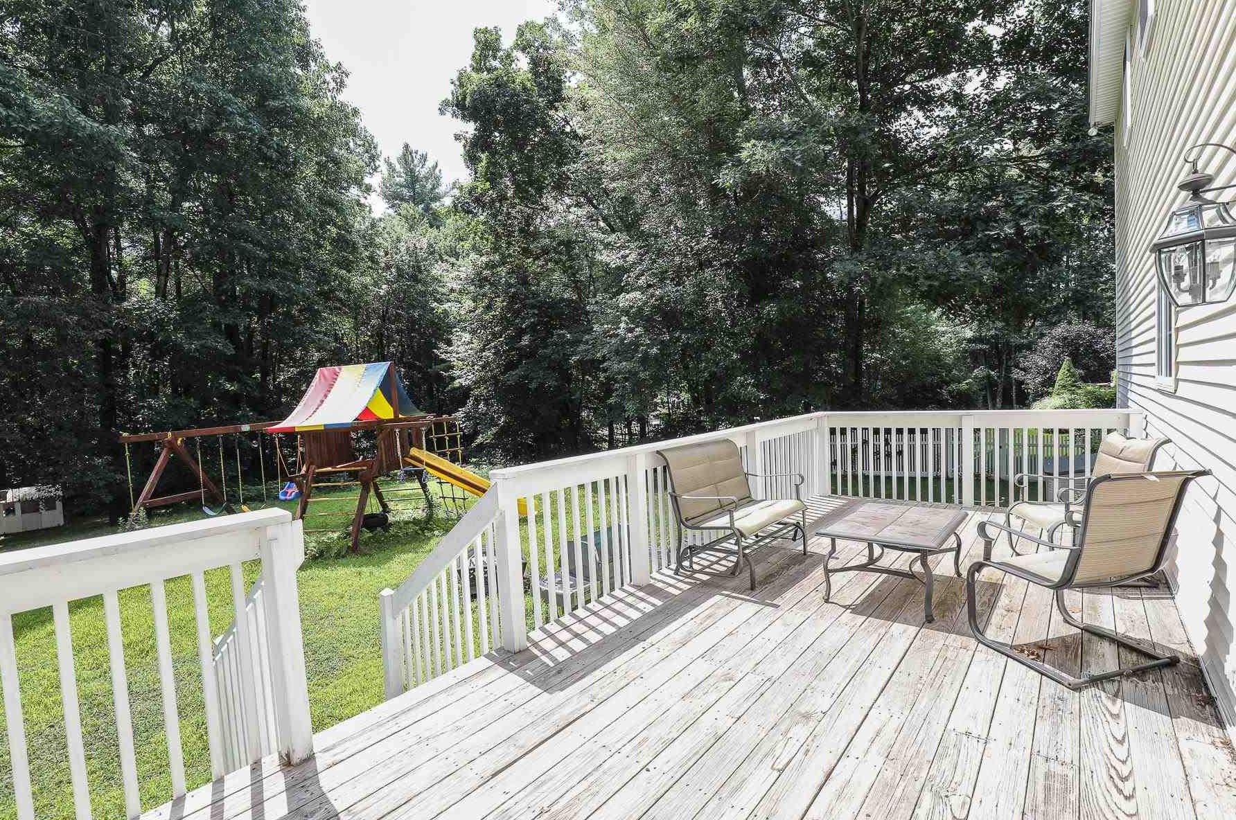 24 Colonial, Londonderry, NH 03053